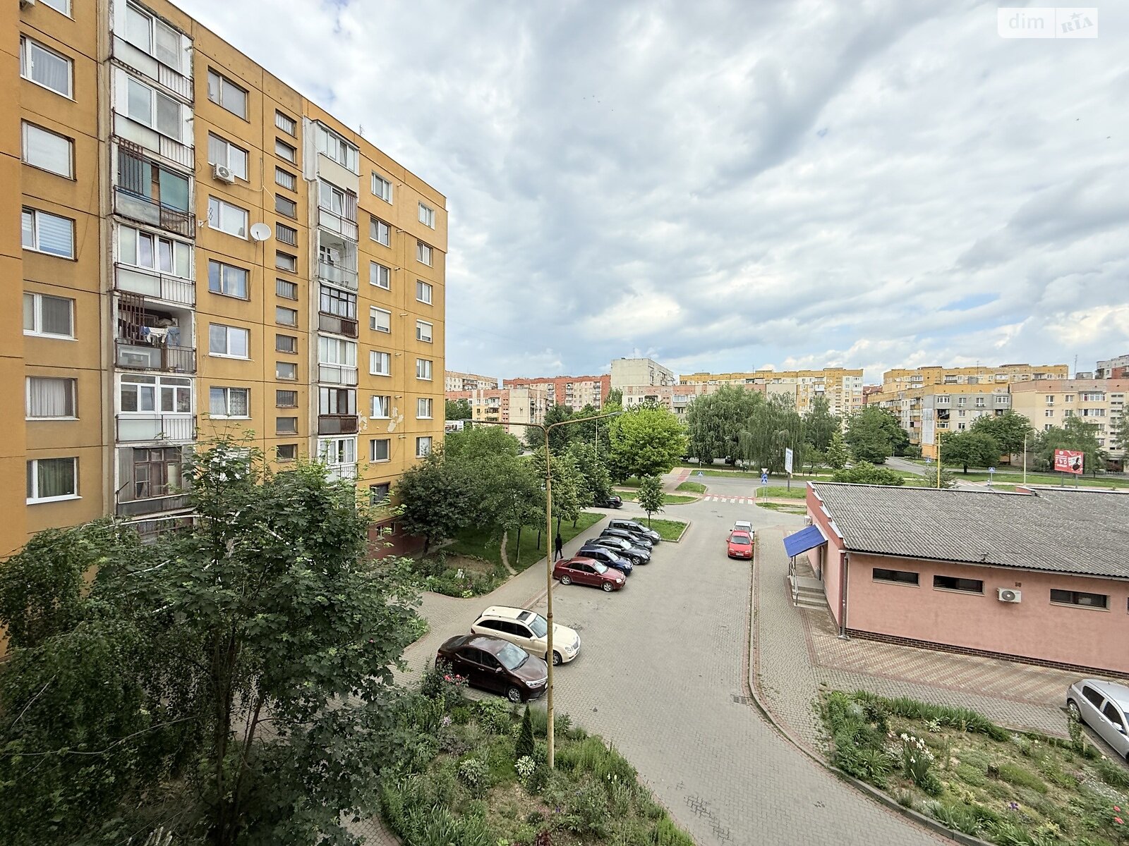 Продажа двухкомнатной квартиры в Ужгороде, на ул. Легоцкого 70, кв. 32, район Новый фото 1 Продажа двухкомнатной квартиры в Ужгороде, на ул. Легоцкого 70, кв. 32, район Новый фото 1