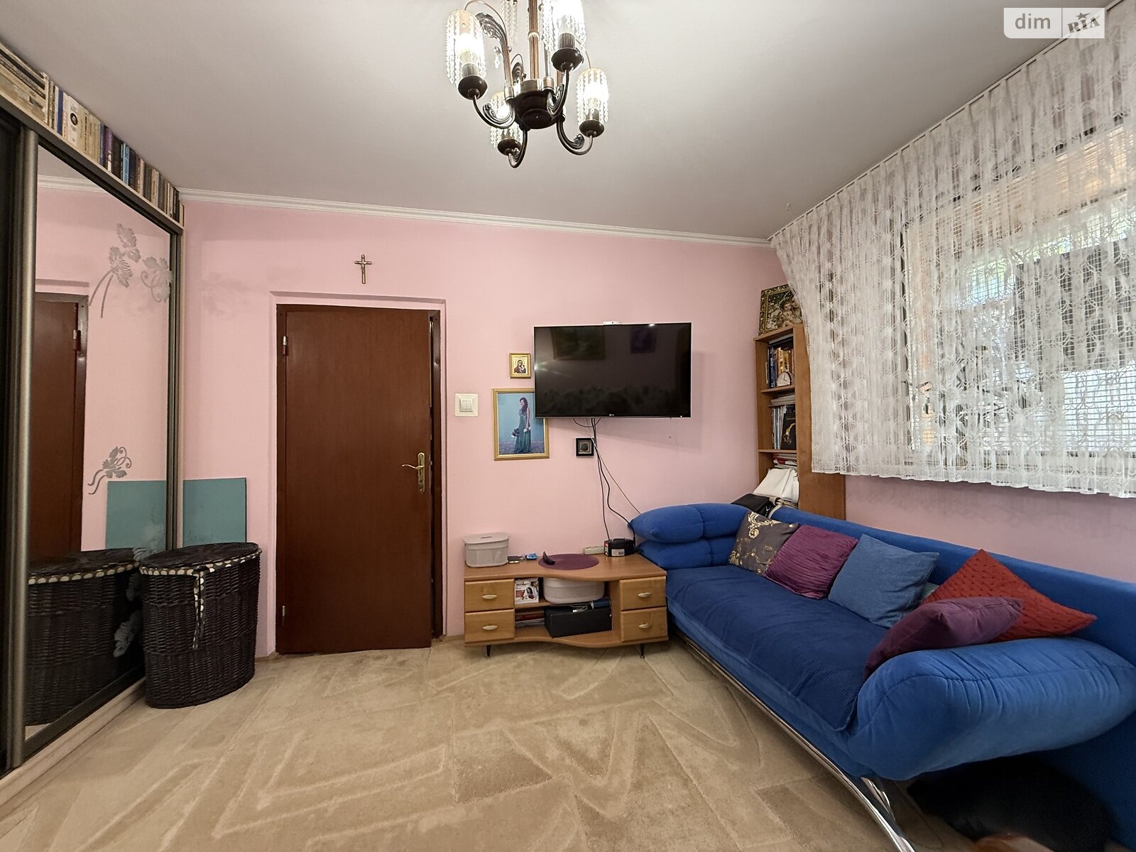 Продажа однокомнатной квартиры в Ужгороде, на ул. Легоцкого 70, кв. 28, район Новый фото 1 Продажа однокомнатной квартиры в Ужгороде, на ул. Легоцкого 70, кв. 28, район Новый фото 1