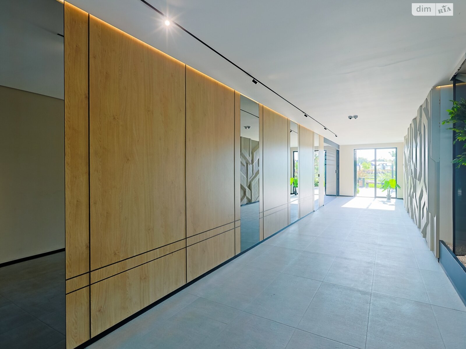 Продаж двокімнатної квартири в Ужгороді, на вул. Легоцького 80, район Новий фото 1 Продаж двокімнатної квартири в Ужгороді, на вул. Легоцького 80, район Новий фото 1