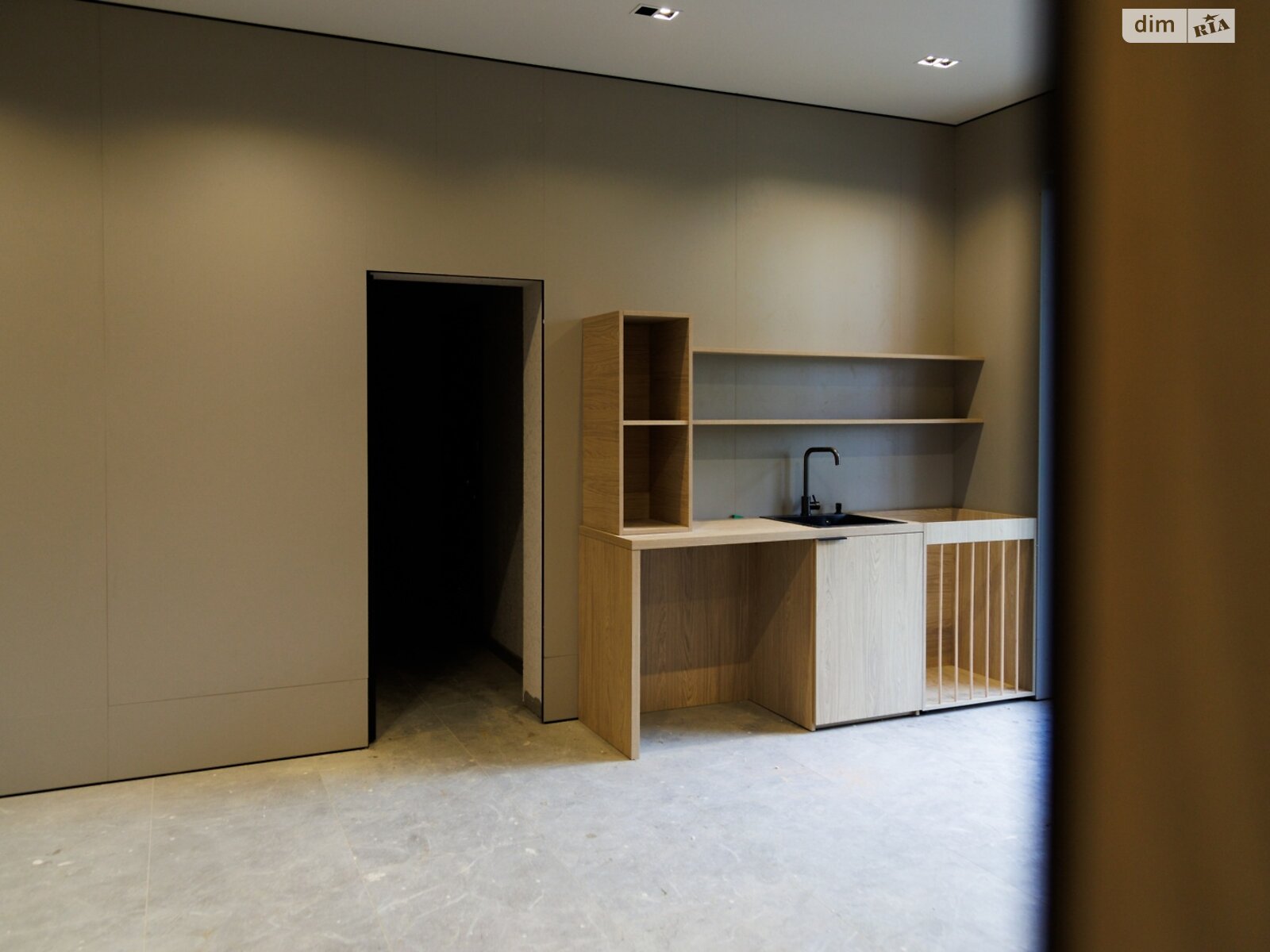 Продаж однокімнатної квартири в Ужгороді, на вул. Легоцького 80, район Новий фото 1 Продаж однокімнатної квартири в Ужгороді, на вул. Легоцького 80, район Новий фото 1