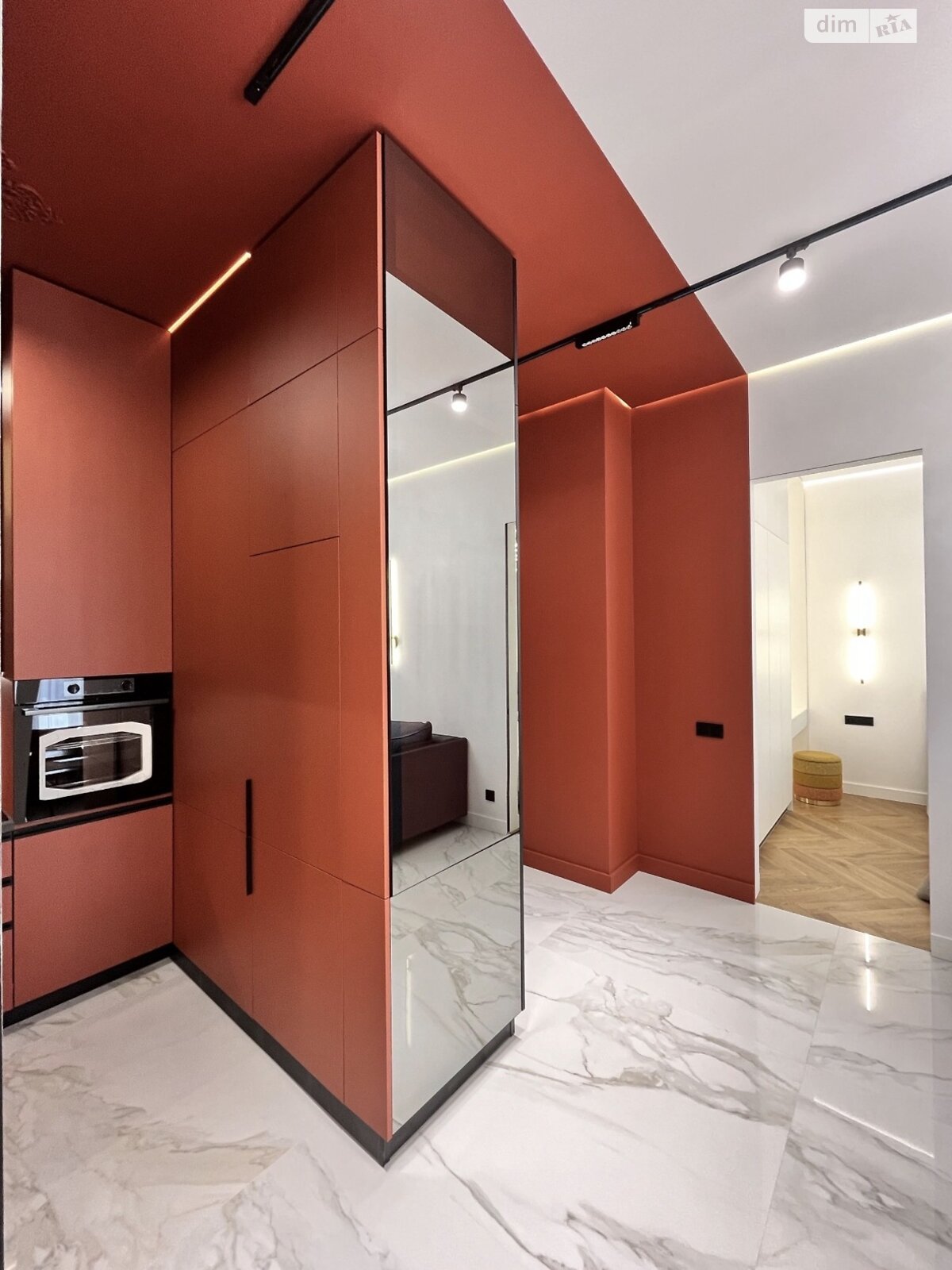 Продажа трехкомнатной квартиры в Ужгороде, на ул. Легоцкого 80, район Новый фото 1