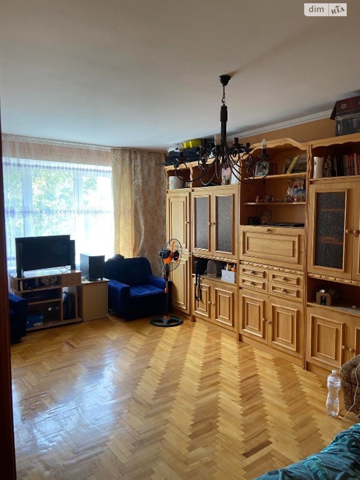 Продаж трикімнатної квартири в Ужгороді, на вул. Минайська, район Новий фото 1