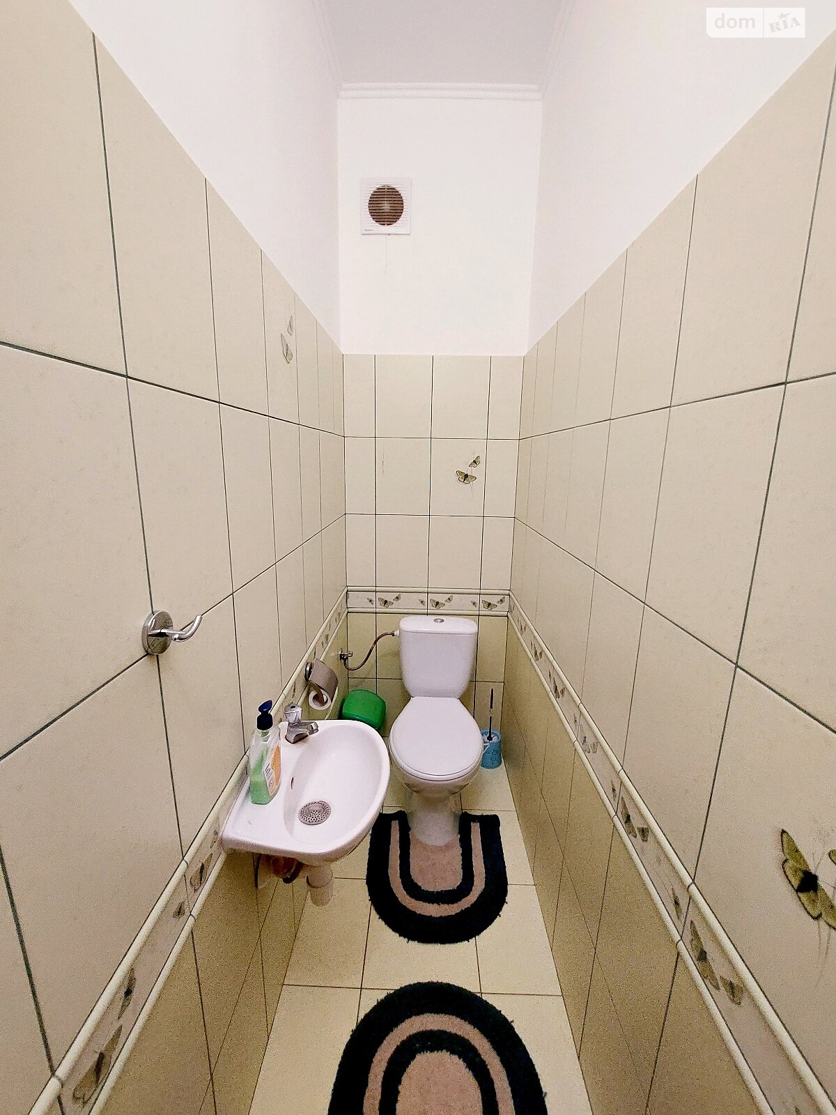 Продаж трикімнатної квартири в Ужгороді, на вул. Капушанська 175, район Новий фото 1 Продаж трикімнатної квартири в Ужгороді, на вул. Капушанська 175, район Новий фото 1