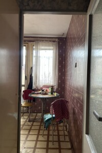 Продаж трикімнатної квартири в Ужгороді, на вул. Тлехаса 79/56, район Новий фото 2