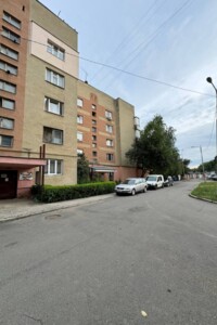 Продажа трехкомнатной квартиры в Ужгороде, на ул. Тлехаса, район Новый фото 2