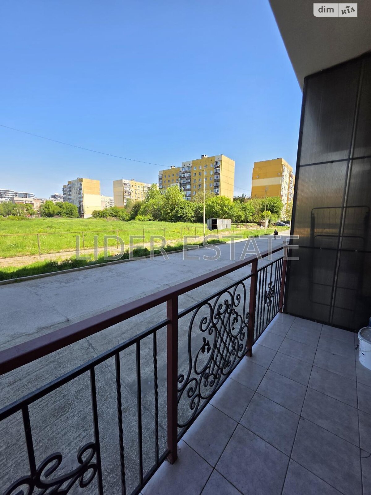 Продажа двухкомнатной квартиры в Ужгороде, на ул. Тлехаса 14, район Новый фото 1 Продажа двухкомнатной квартиры в Ужгороде, на ул. Тлехаса 14, район Новый фото 1
