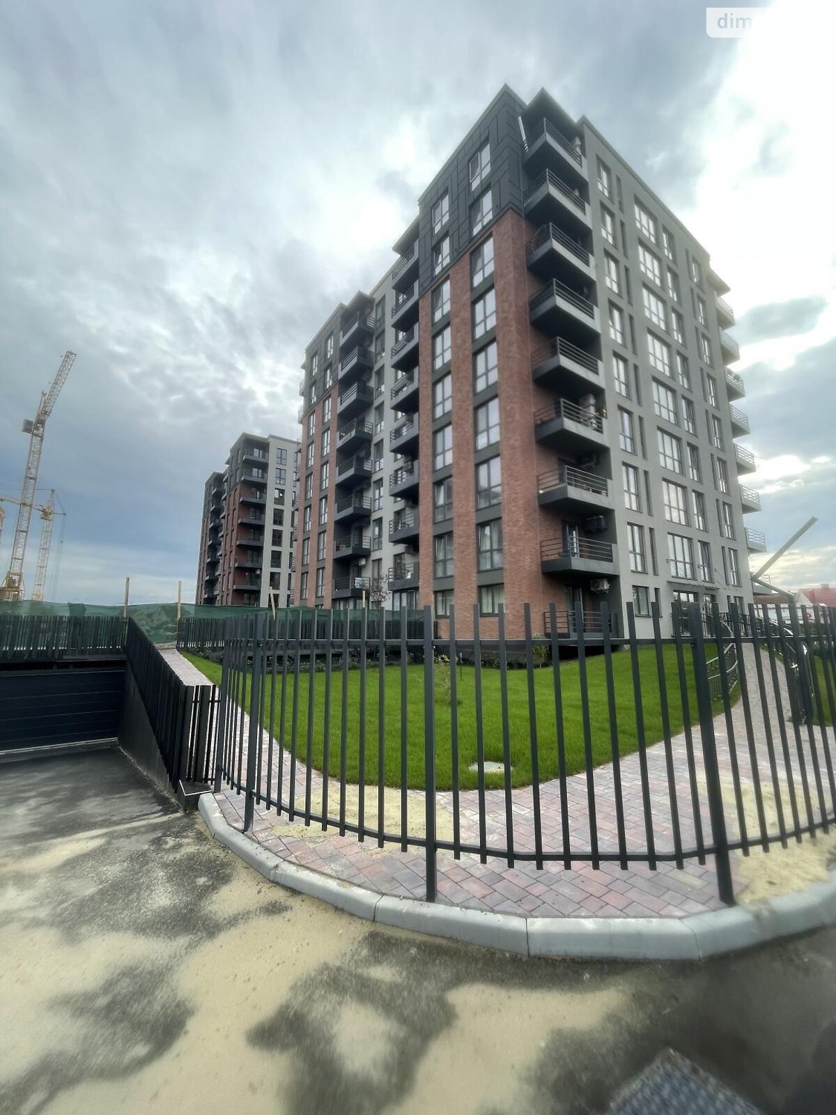 Продажа однокомнатной квартиры в Ужгороде, на ул. Тлехаса 19 корпус 4, район Новый фото 1 Продажа однокомнатной квартиры в Ужгороде, на ул. Тлехаса 19 корпус 4, район Новый фото 1