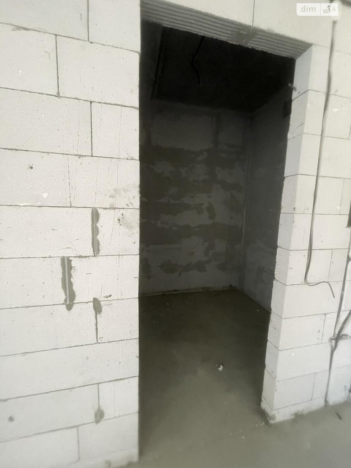 Продажа однокомнатной квартиры в Ужгороде, на ул. Тлехаса 19 корпус 4, район Новый фото 1 Продажа однокомнатной квартиры в Ужгороде, на ул. Тлехаса 19 корпус 4, район Новый фото 1