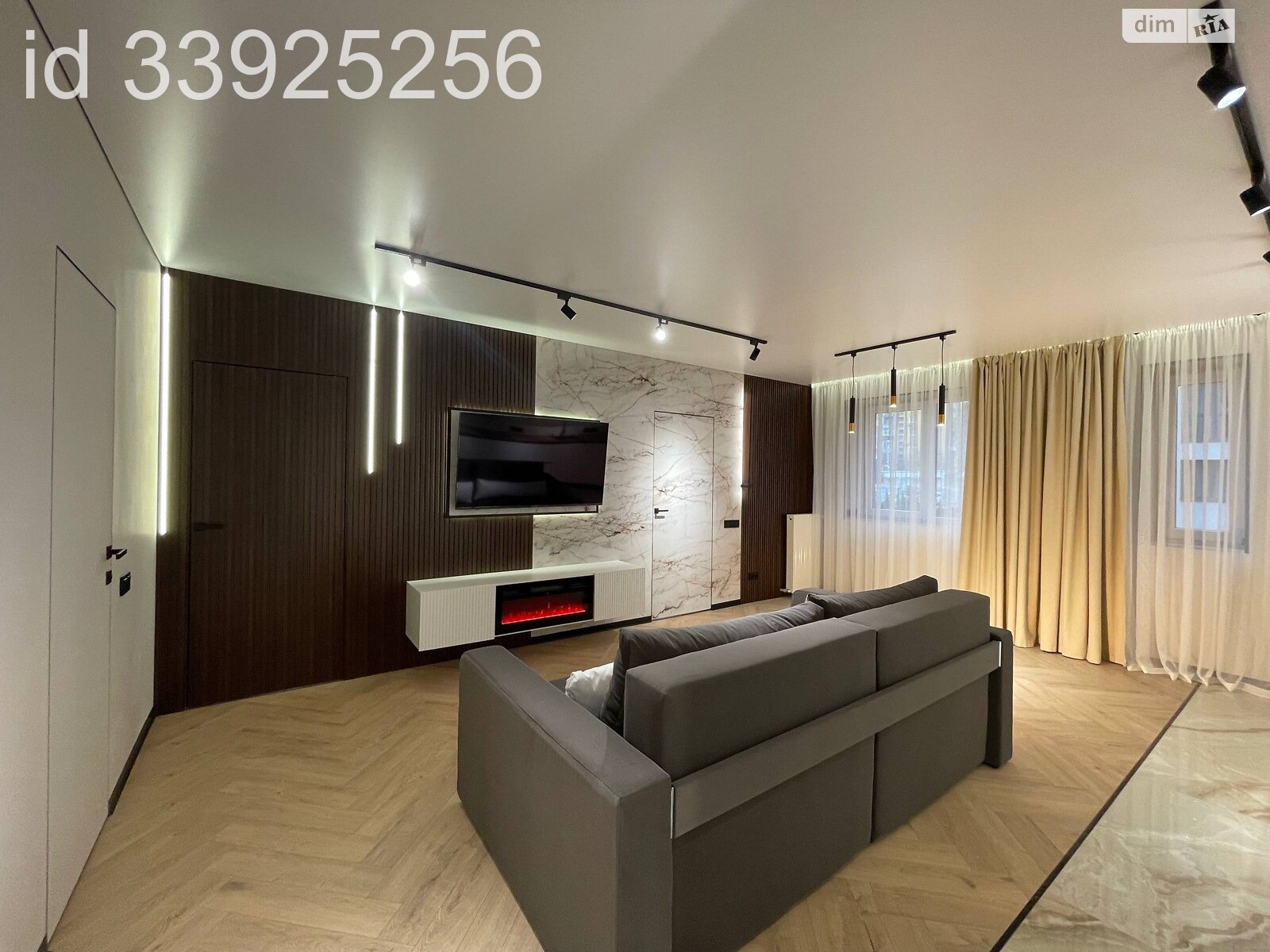 Продажа двухкомнатной квартиры в Ужгороде, на ул. Тлехаса 19 корпус 3, район Новый фото 1