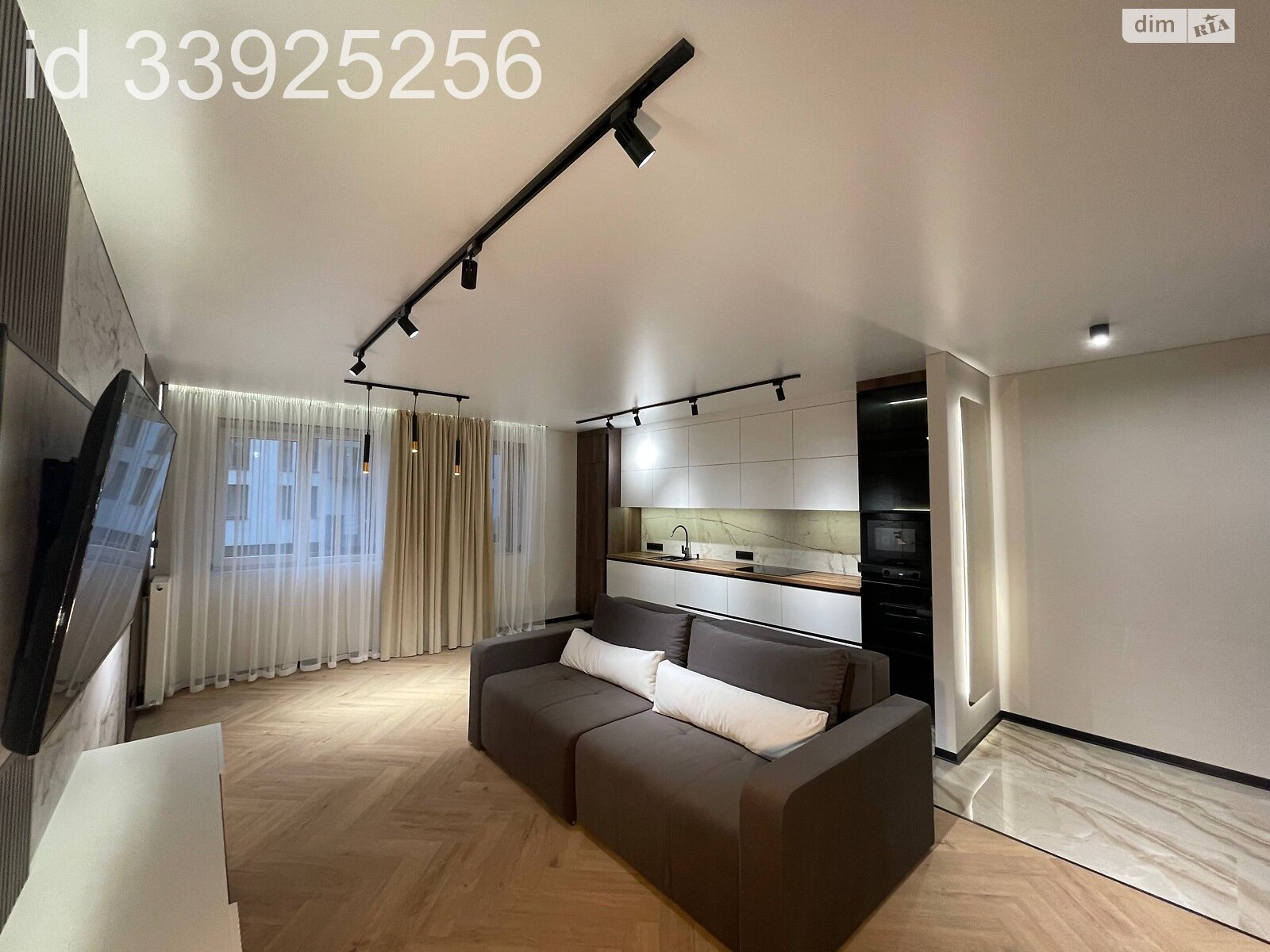 Продажа двухкомнатной квартиры в Ужгороде, на ул. Тлехаса 19 корпус 3, район Новый фото 1