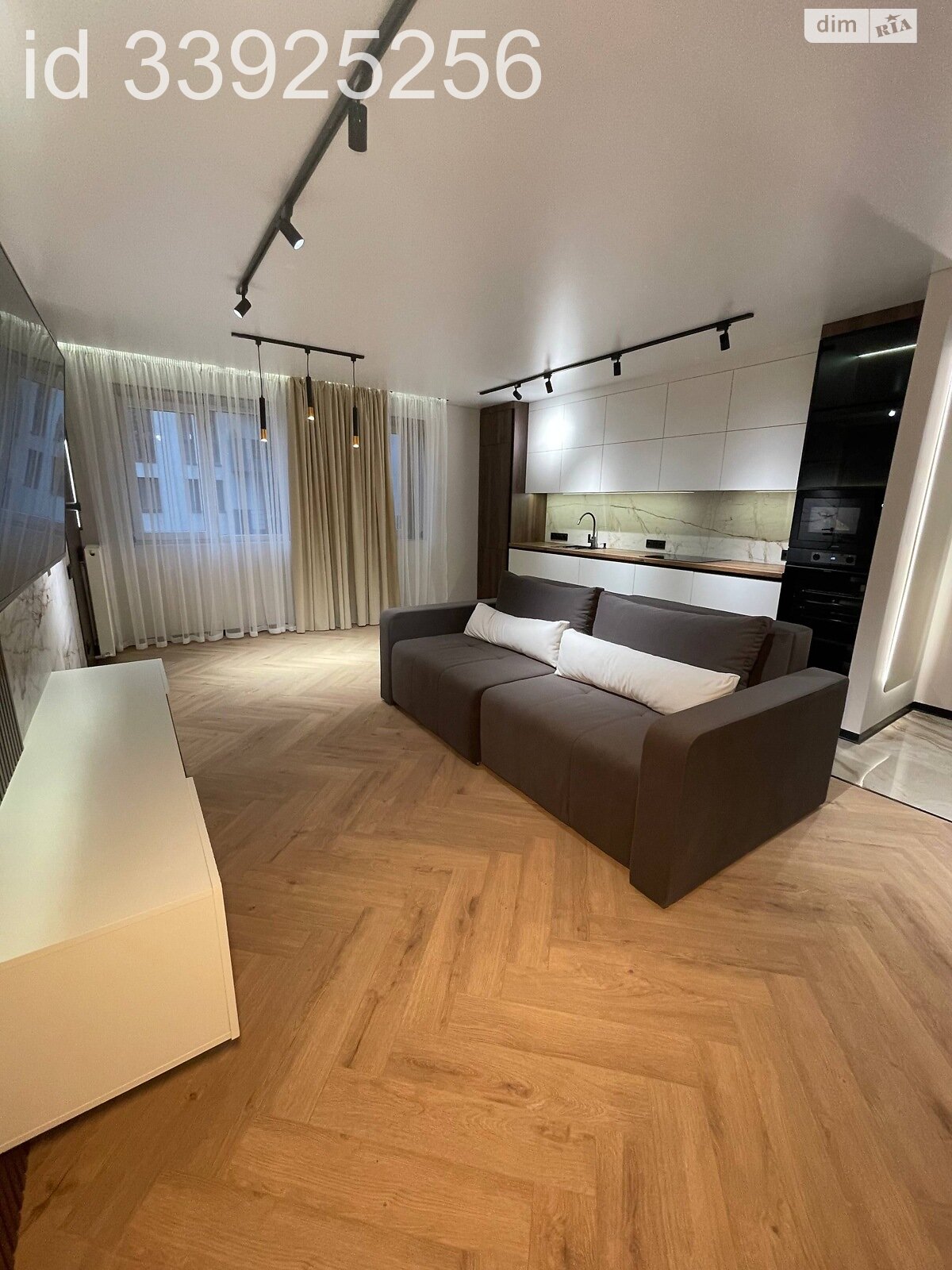 Продажа двухкомнатной квартиры в Ужгороде, на ул. Тлехаса 19 корпус 3, район Новый фото 1