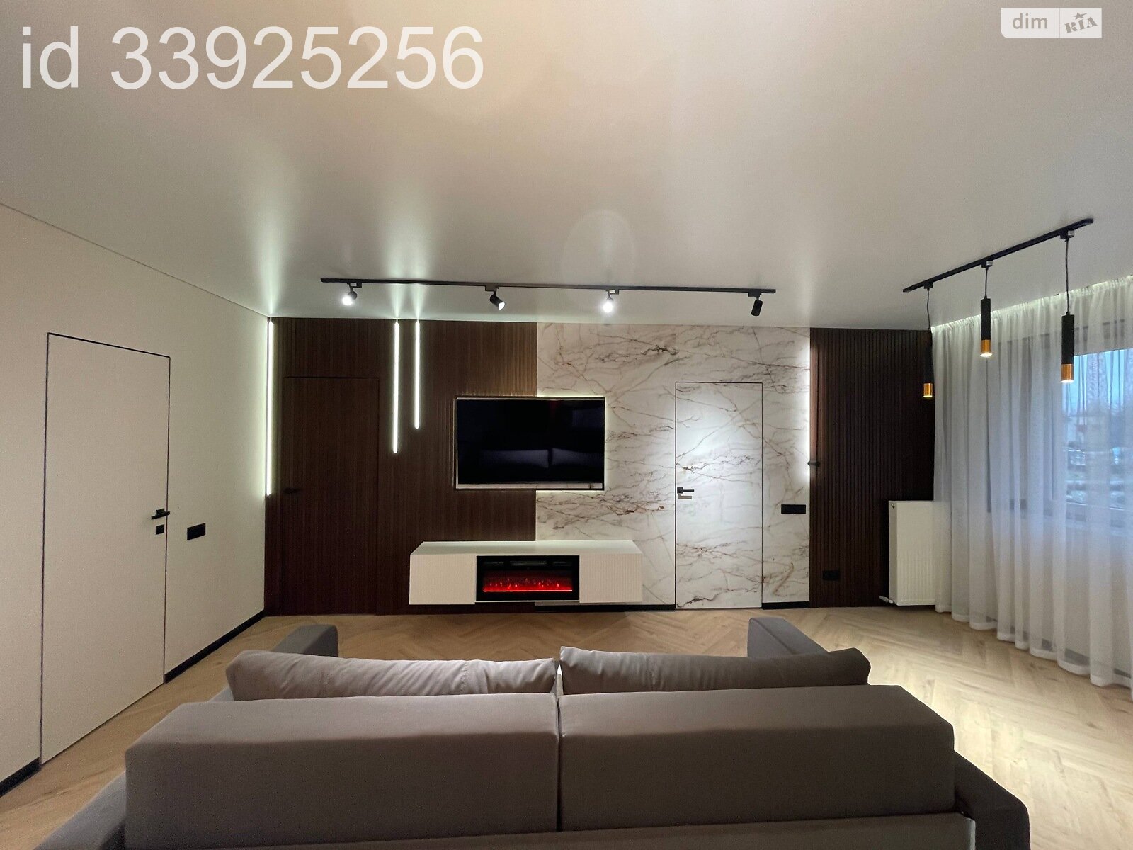 Продажа двухкомнатной квартиры в Ужгороде, на ул. Тлехаса 19 корпус 3, район Новый фото 1