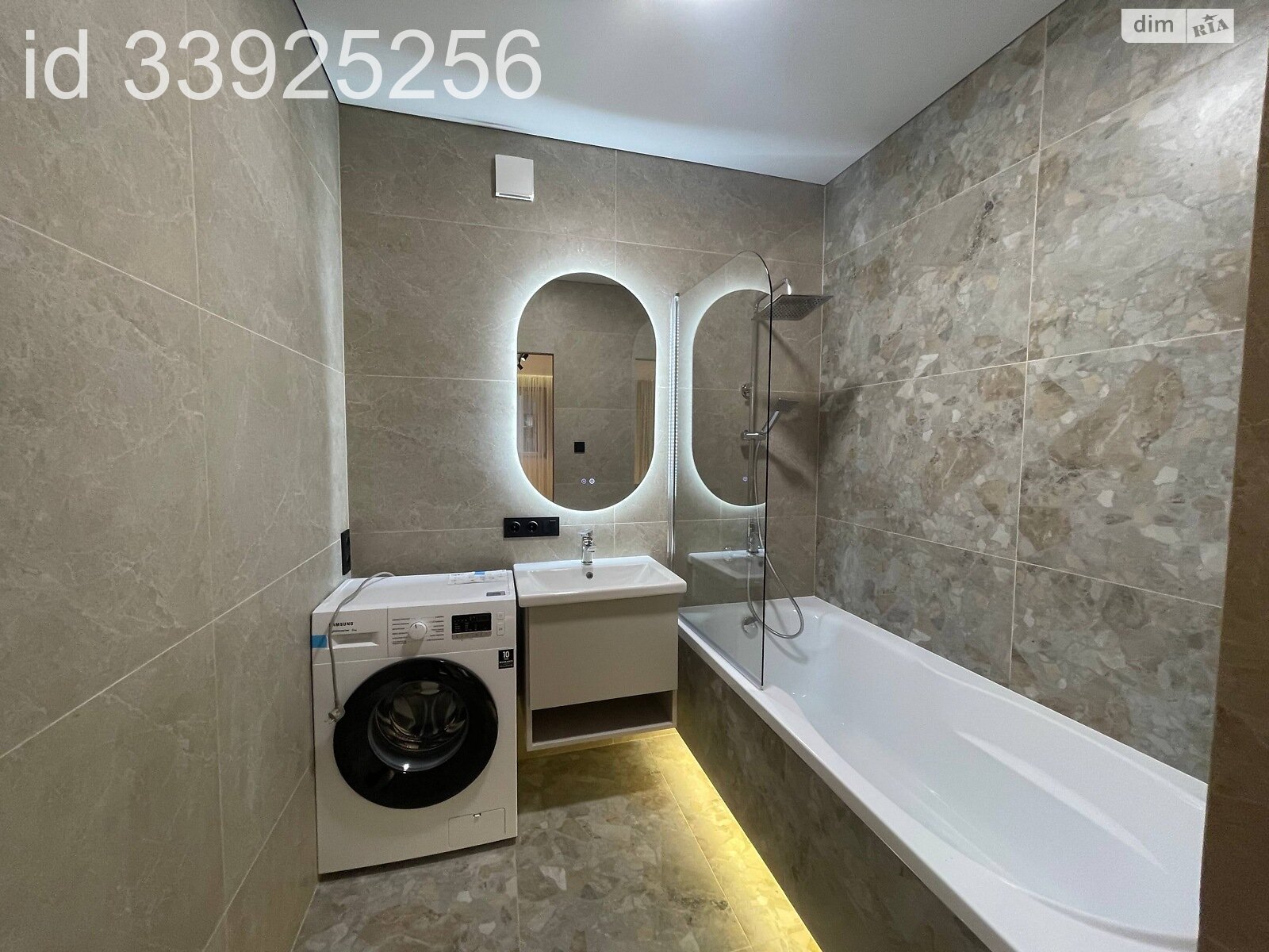 Продажа двухкомнатной квартиры в Ужгороде, на ул. Тлехаса 19 корпус 3, район Новый фото 1