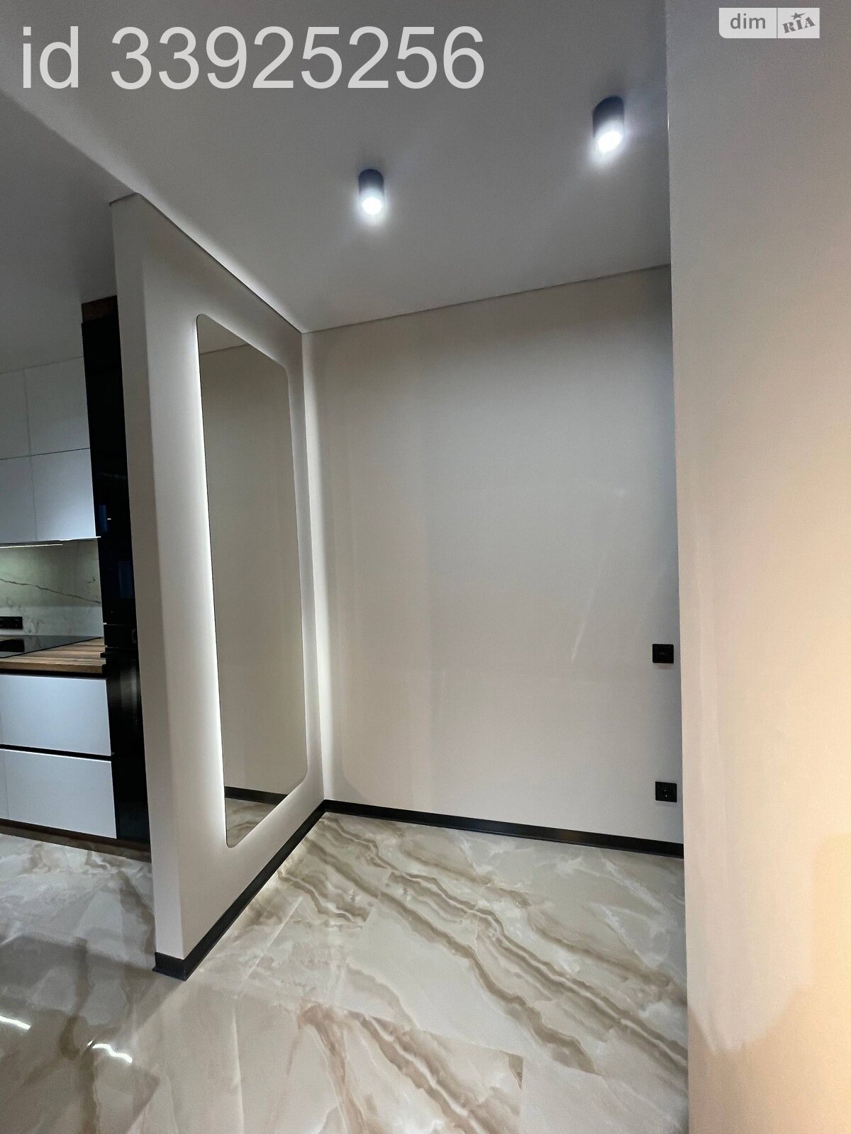 Продажа двухкомнатной квартиры в Ужгороде, на ул. Тлехаса 19 корпус 3, район Новый фото 1