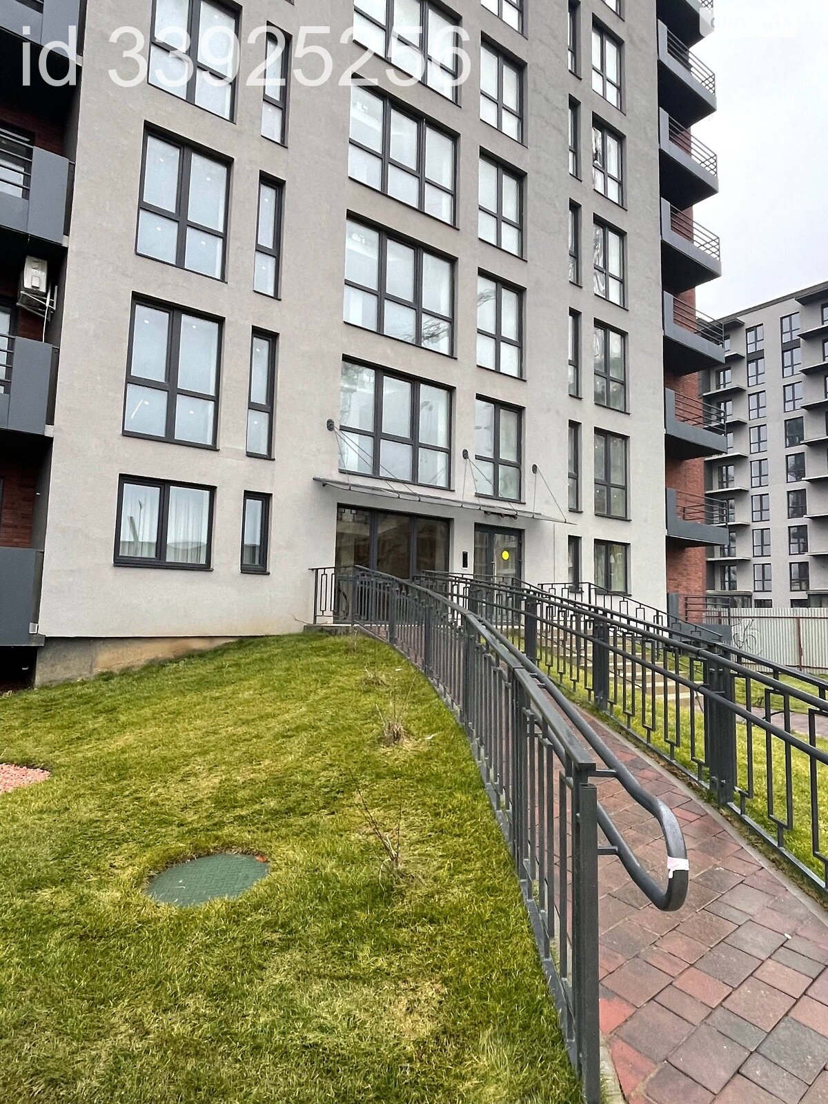 Продажа двухкомнатной квартиры в Ужгороде, на ул. Тлехаса 19 корпус 3, район Новый фото 1