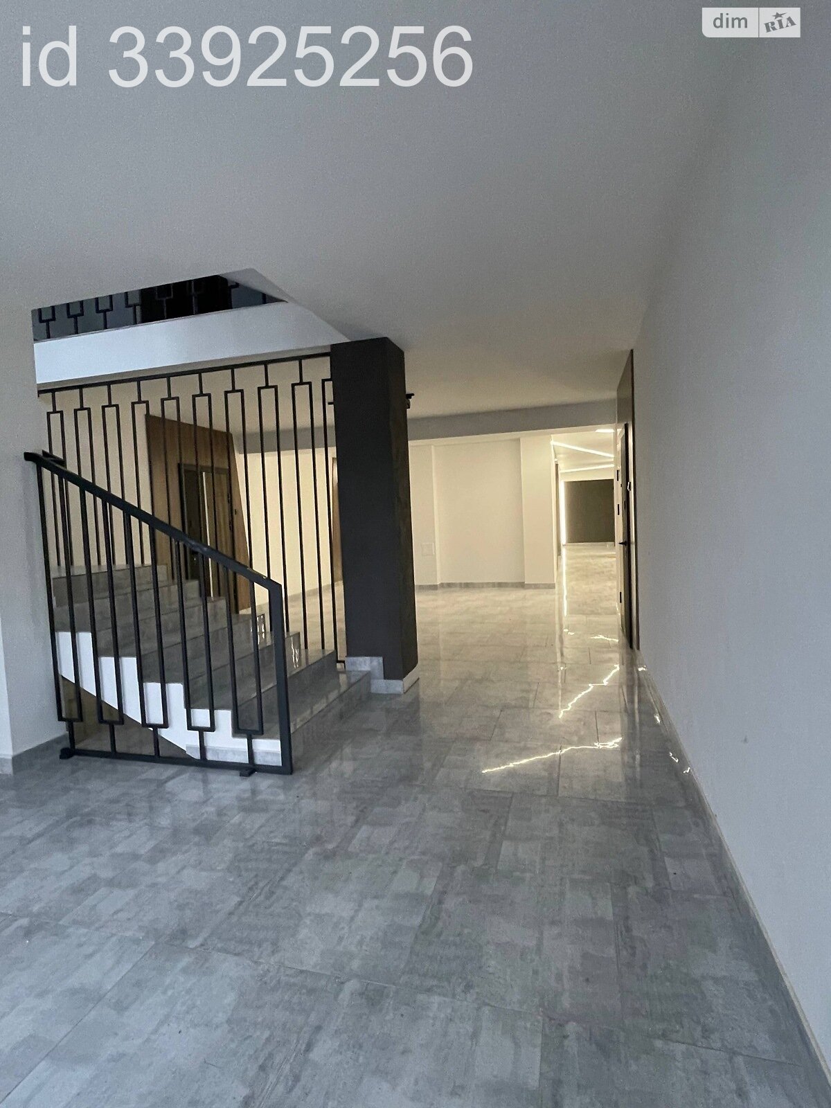 Продажа двухкомнатной квартиры в Ужгороде, на ул. Тлехаса 19 корпус 3, район Новый фото 1