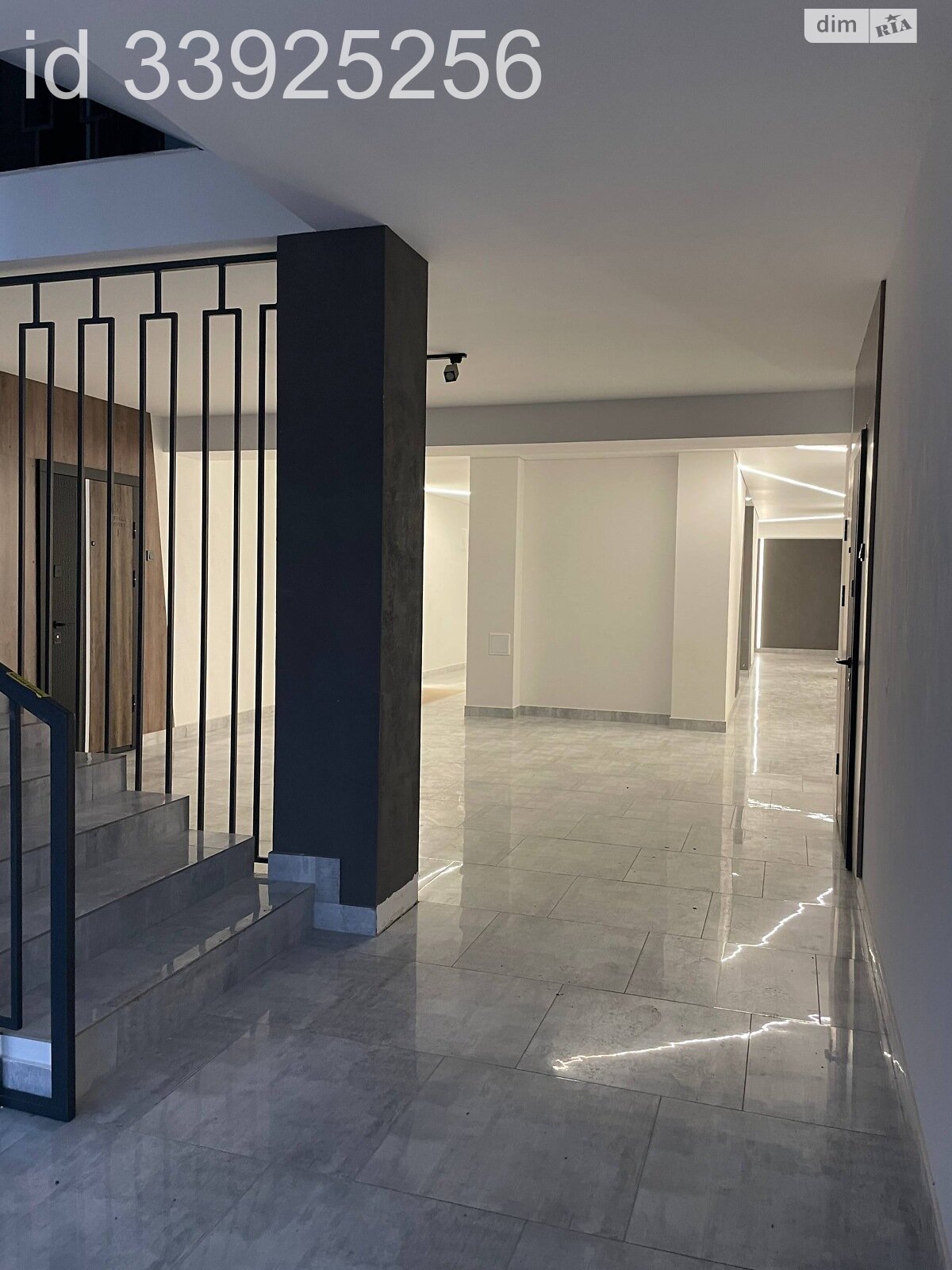 Продажа двухкомнатной квартиры в Ужгороде, на ул. Тлехаса 19 корпус 3, район Новый фото 1