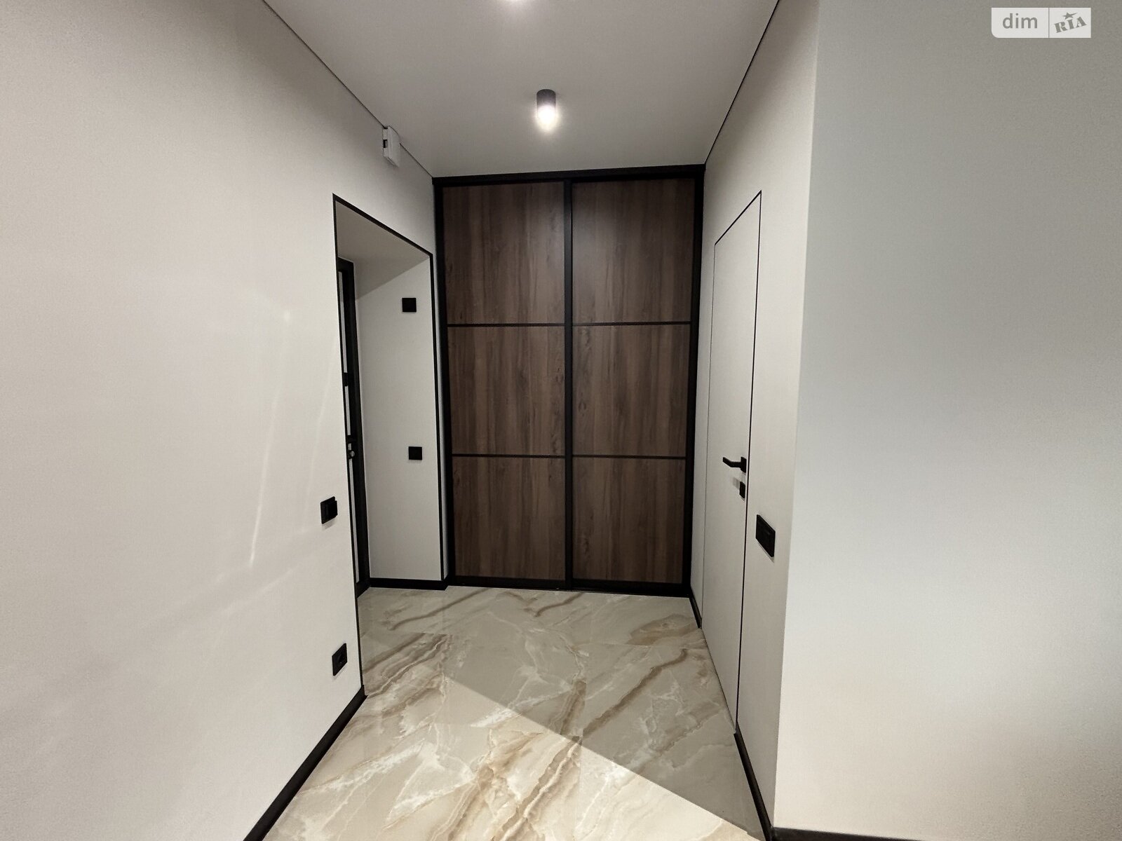 Продажа двухкомнатной квартиры в Ужгороде, на ул. Тлехаса 19 корпус 3, район Новый фото 1