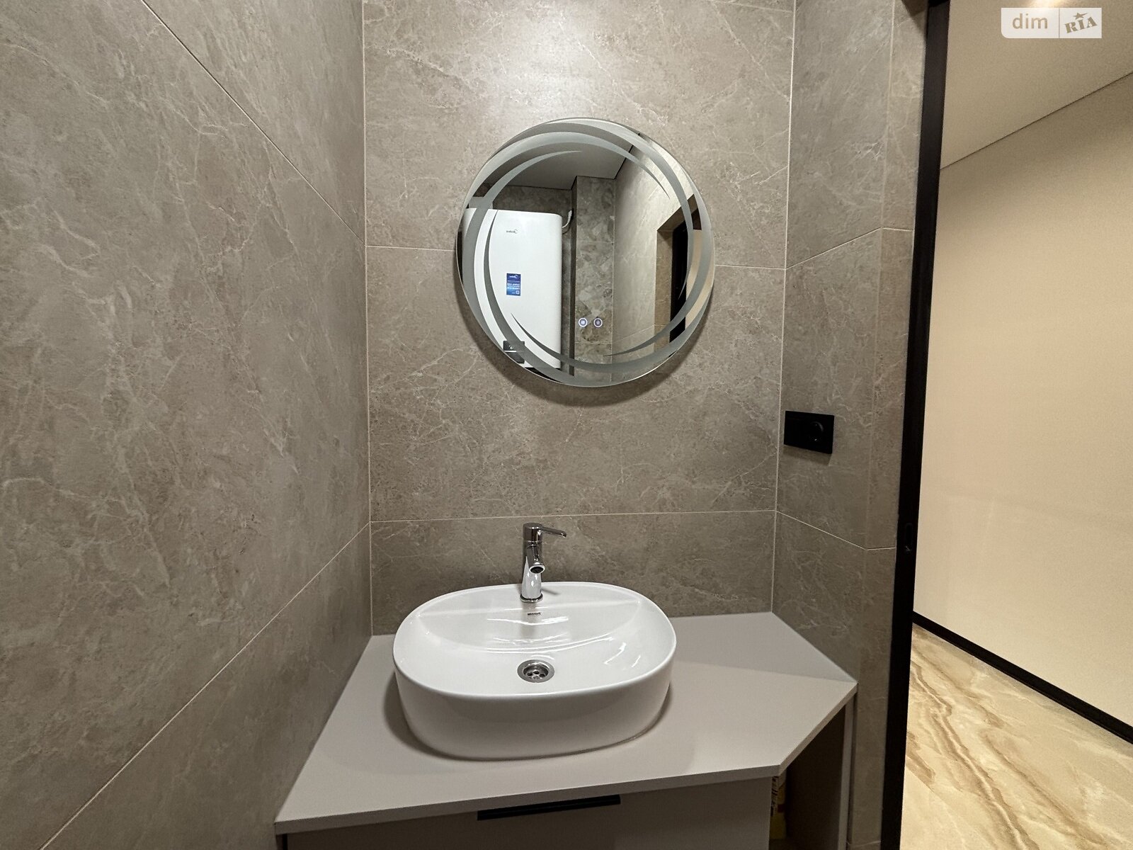 Продажа двухкомнатной квартиры в Ужгороде, на ул. Тлехаса 19 корпус 3, район Новый фото 1