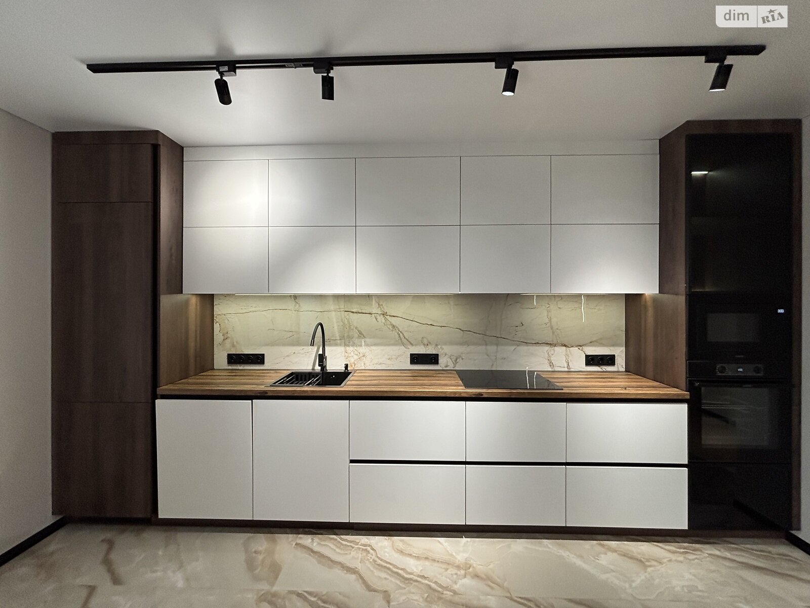 Продажа двухкомнатной квартиры в Ужгороде, на ул. Тлехаса 19 корпус 3, район Новый фото 1