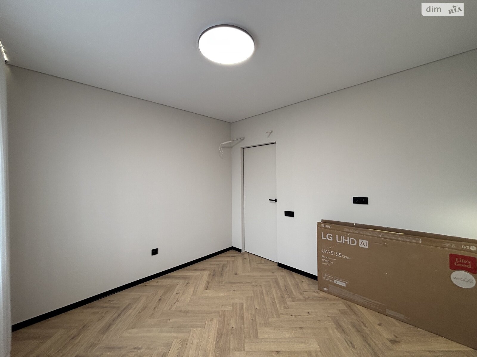 Продажа двухкомнатной квартиры в Ужгороде, на ул. Тлехаса 19 корпус 3, район Новый фото 1