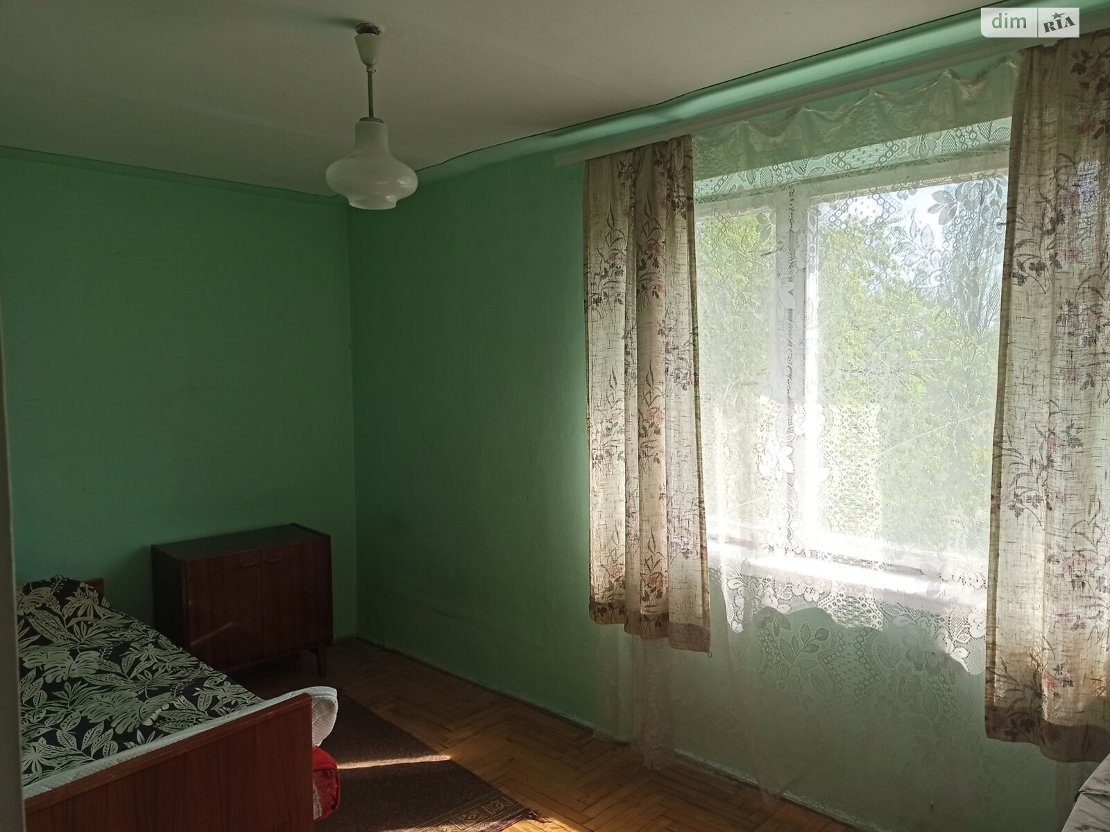 Продажа трехкомнатной квартиры в Ужгороде, на ул. Заньковецкой, район Новый фото 1 Продажа трехкомнатной квартиры в Ужгороде, на ул. Заньковецкой, район Новый фото 1