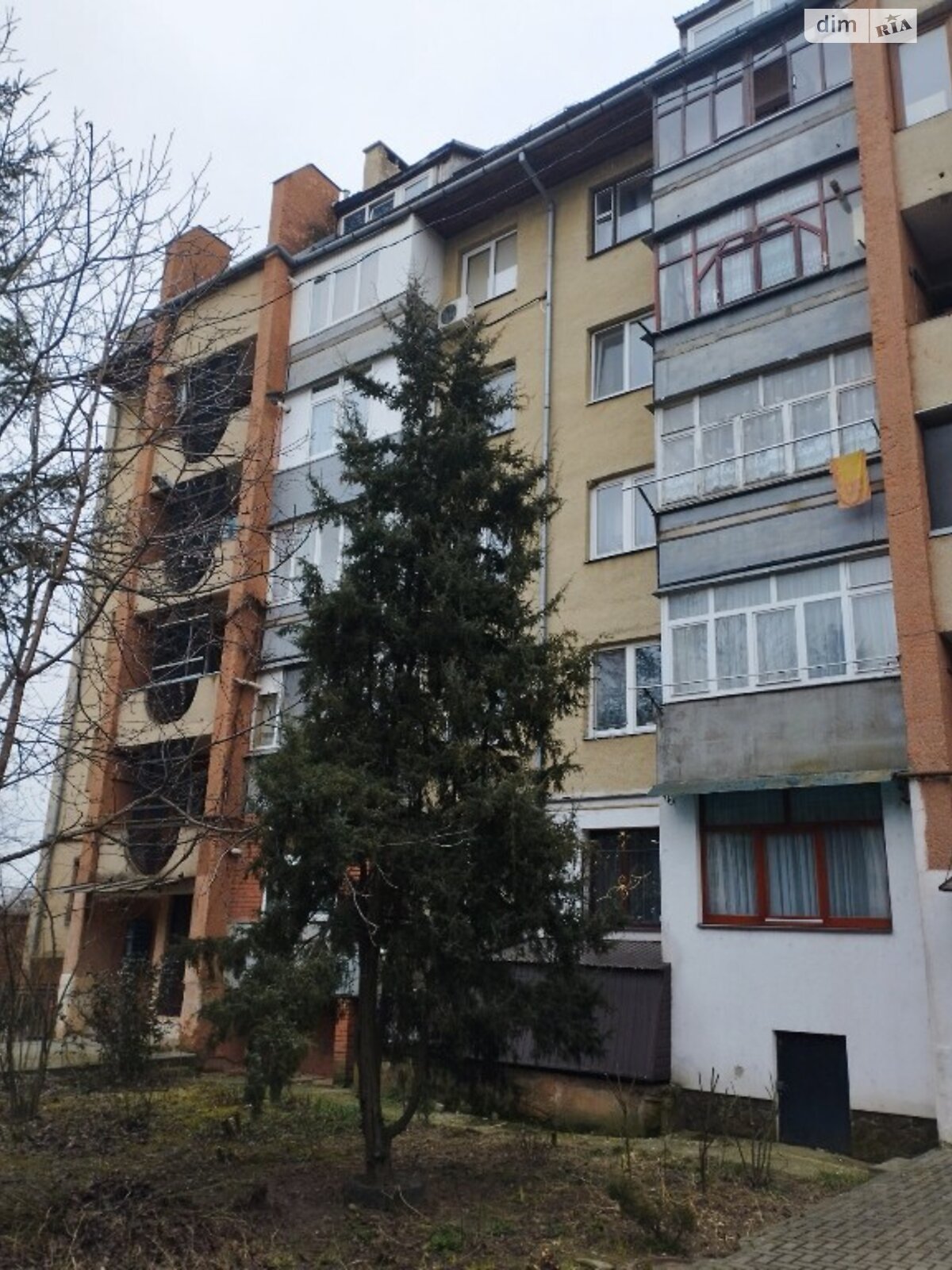 Продажа трехкомнатной квартиры в Ужгороде, на ул. Победы 131, фото 1