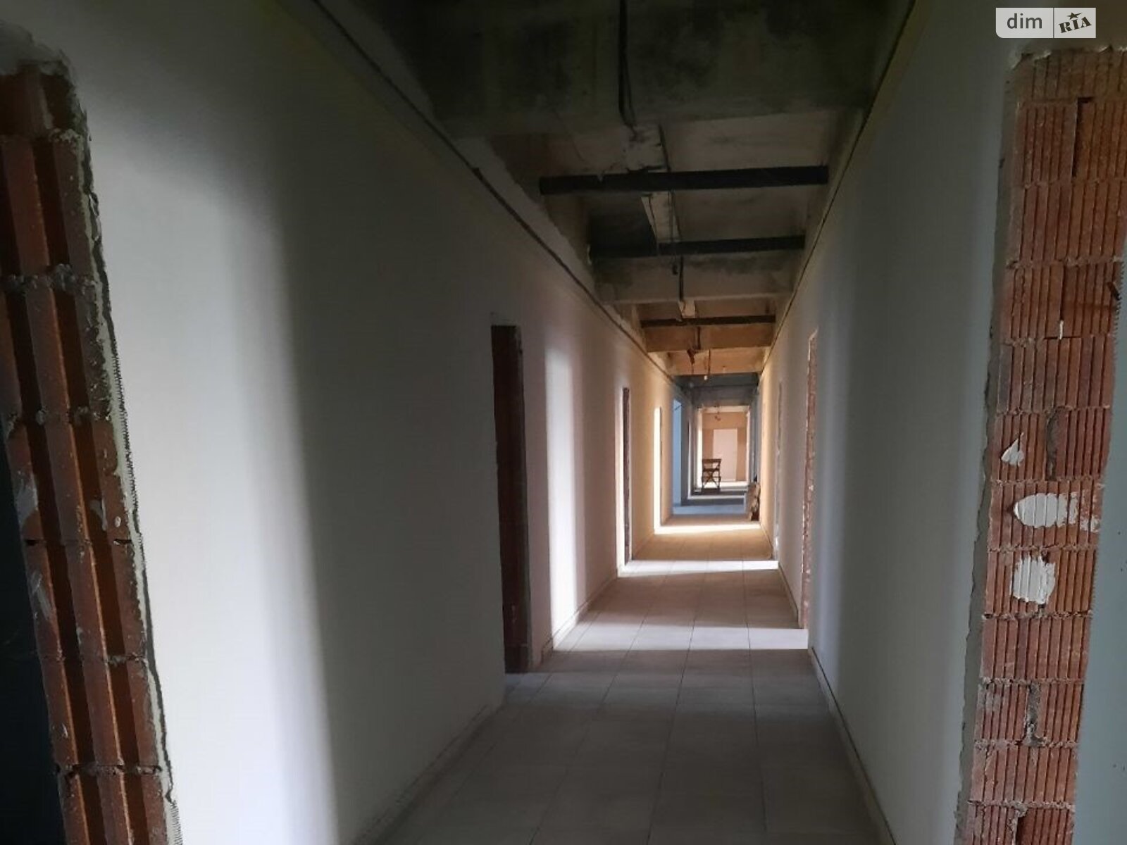 Продажа однокомнатной квартиры в Ужгороде, на ул. Сергея Мартина 4, район Промышленный фото 1