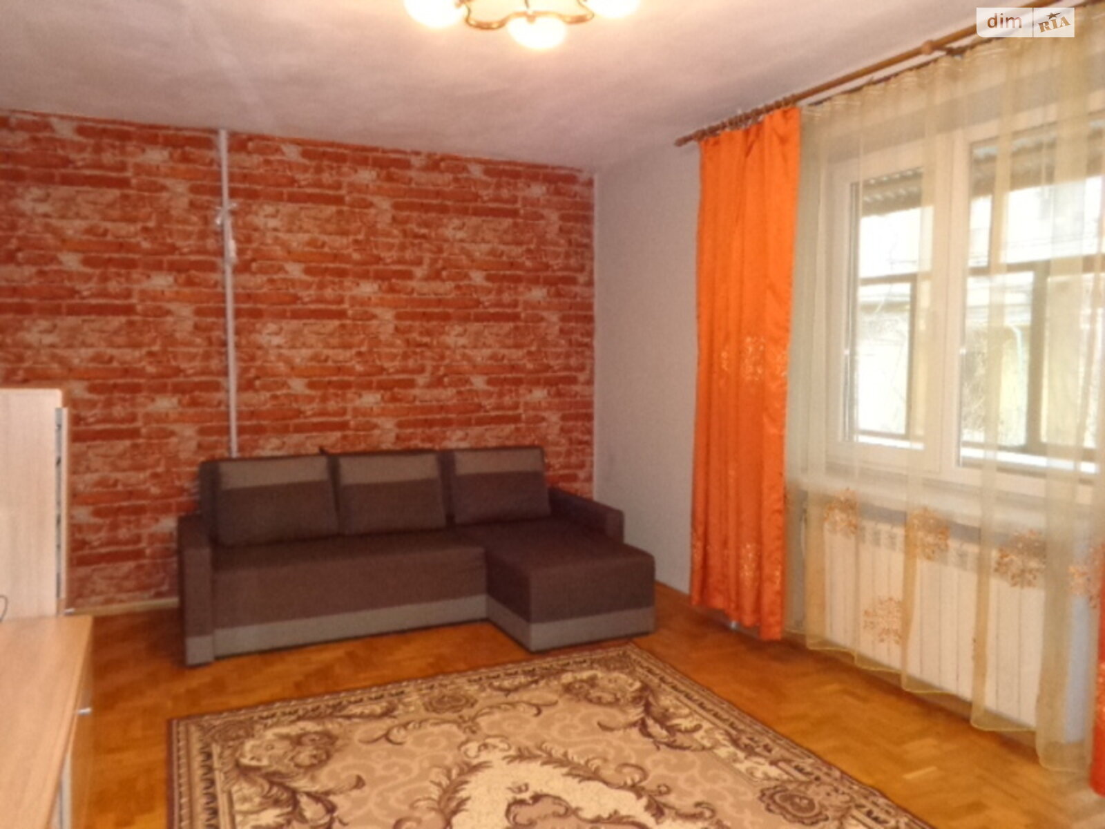 Продажа однокомнатной квартиры в Ужгороде, на ул. Грушевского, район Пьяный базар фото 1