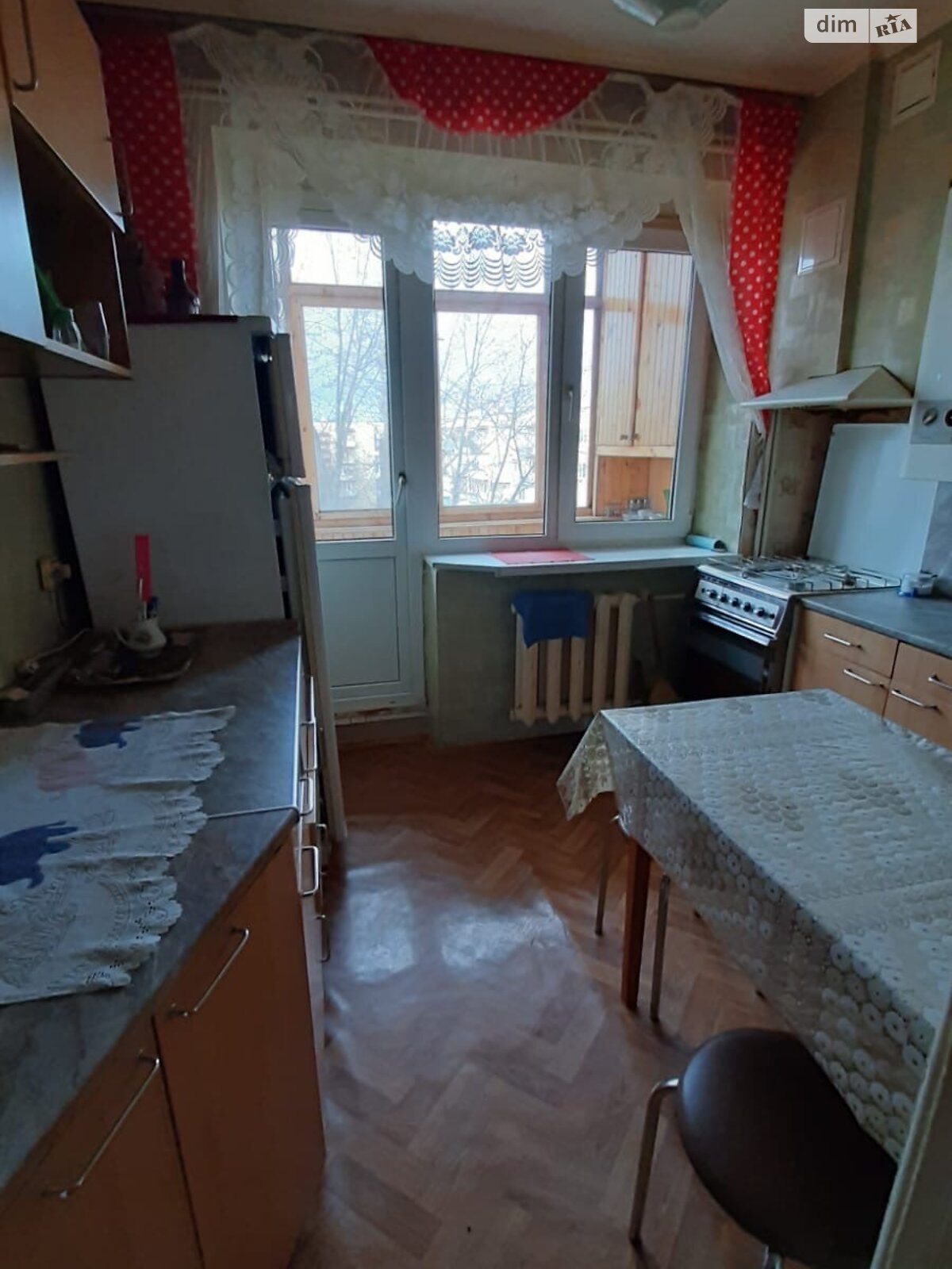 Продажа трехкомнатной квартиры в Ужгороде, на ул. Грушевского, район Пьяный базар фото 1 Продажа трехкомнатной квартиры в Ужгороде, на ул. Грушевского, район Пьяный базар фото 1