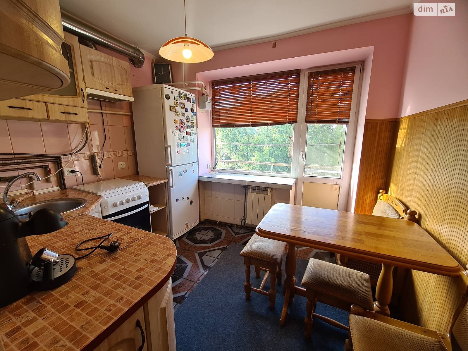 Продаж трикімнатної квартири в Ужгороді, на вул. Грушевського, кв. 42, район П'яний базар фото 1