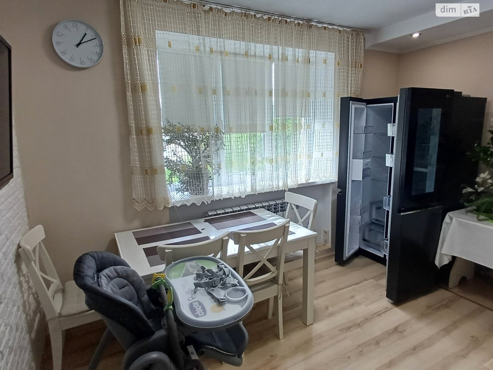 Продаж двокімнатної квартири в Ужгороді, на вул. Ігоря Сікорського, район П'яний базар фото 1 Продаж двокімнатної квартири в Ужгороді, на вул. Ігоря Сікорського, район П'яний базар фото 1