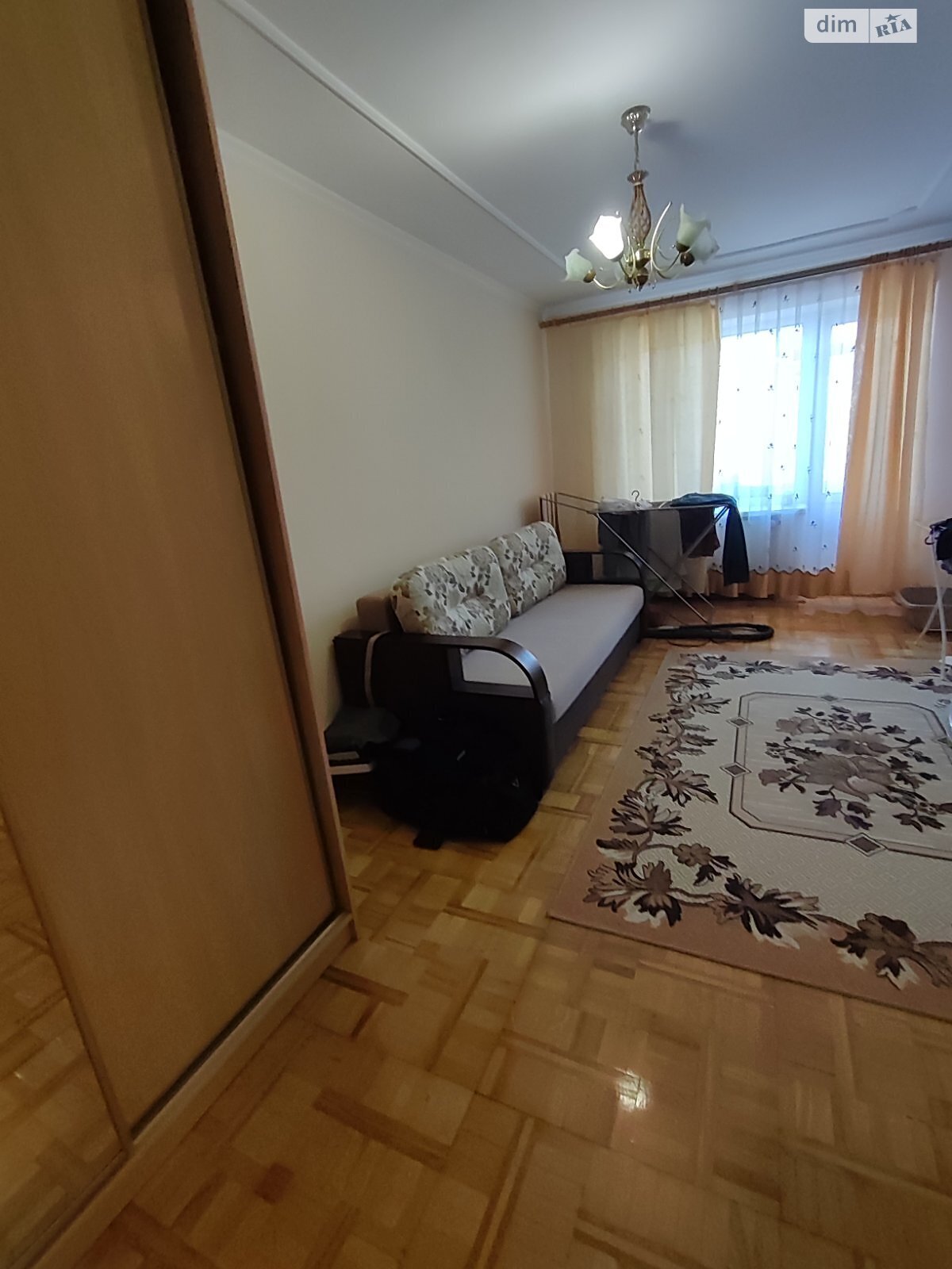 Продажа трехкомнатной квартиры в Ужгороде, на ул. Михаила Вербицкого 43, район Пьяный базар фото 1