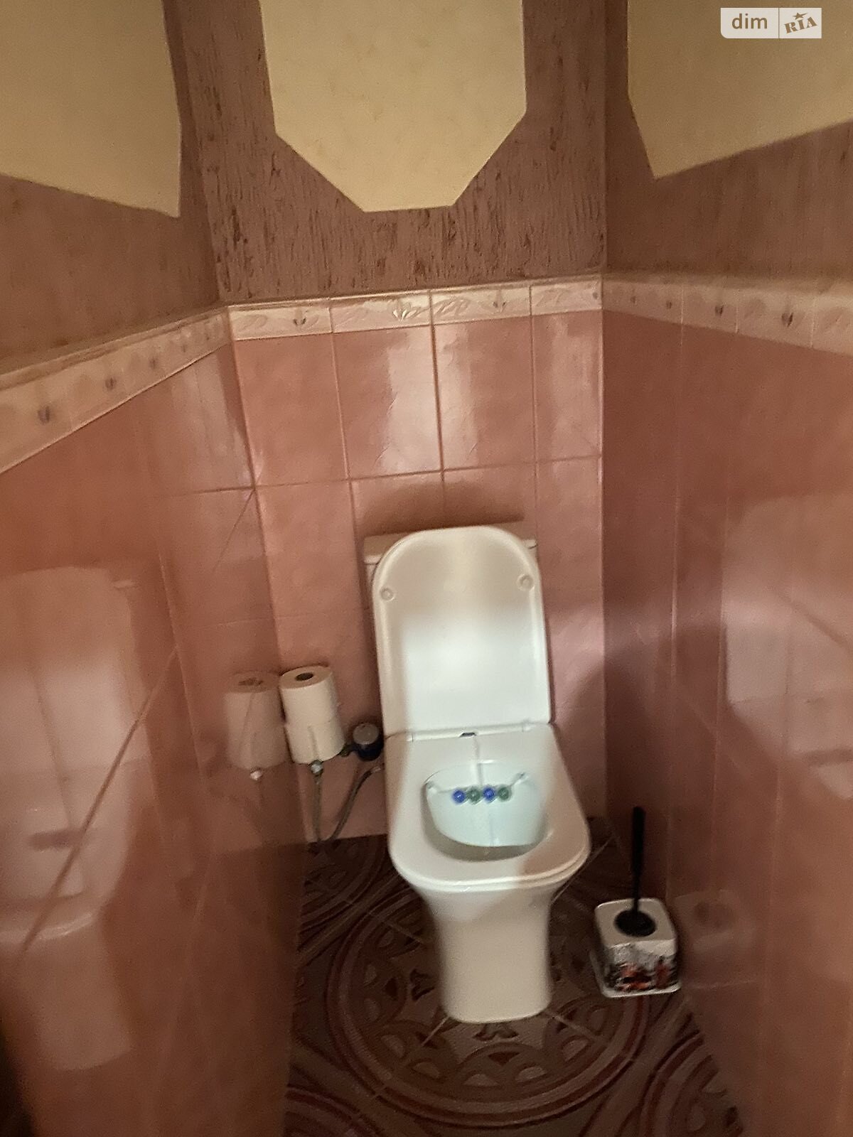 Продаж трикімнатної квартири в Ужгороді, на вул. Михайла Вербицького 43, район П'яний базар фото 1