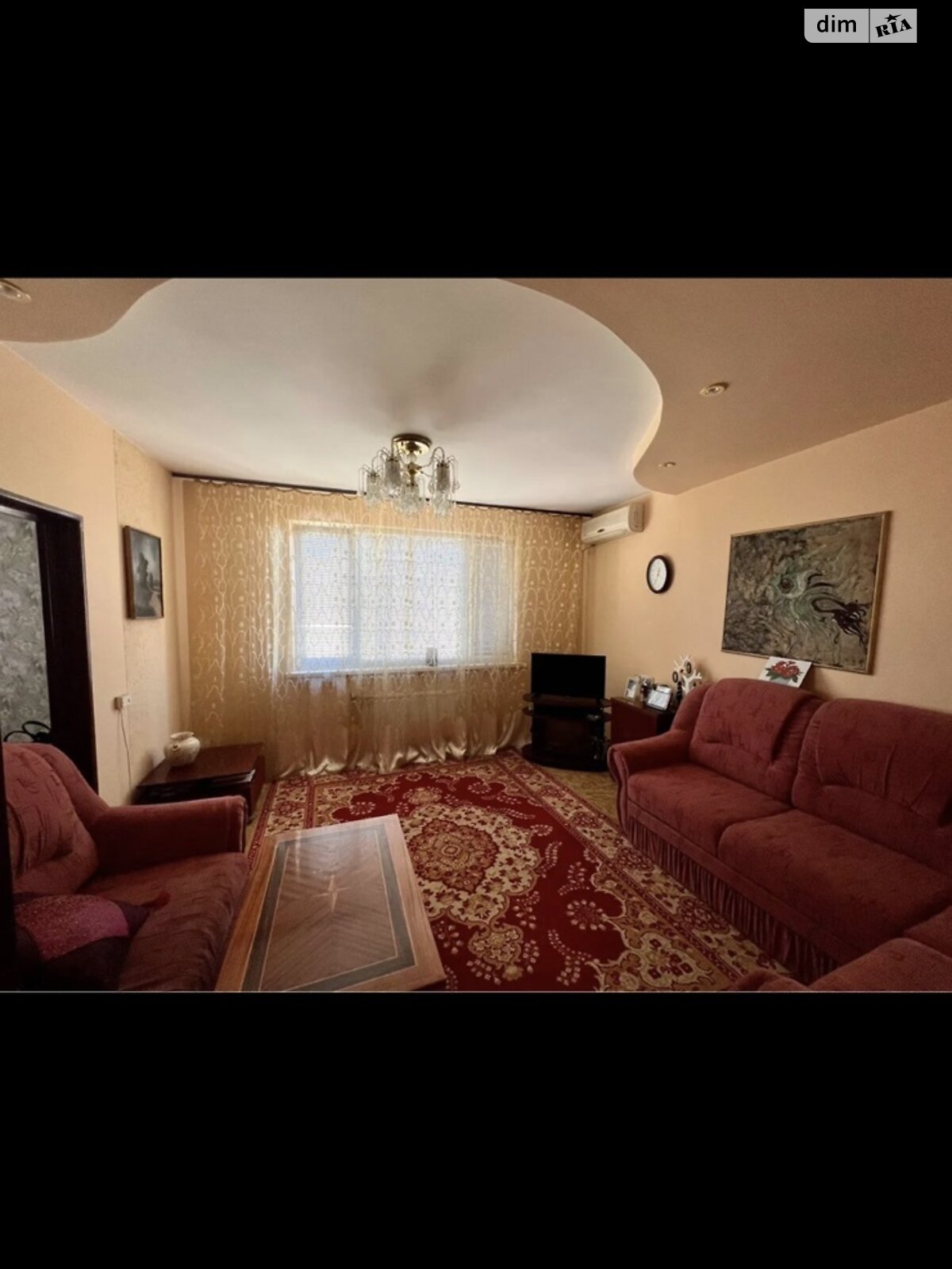 Продаж трикімнатної квартири в Ужгороді, на вул. Михайла Вербицького, район П'яний базар фото 1 Продаж трикімнатної квартири в Ужгороді, на вул. Михайла Вербицького, район П'яний базар фото 1