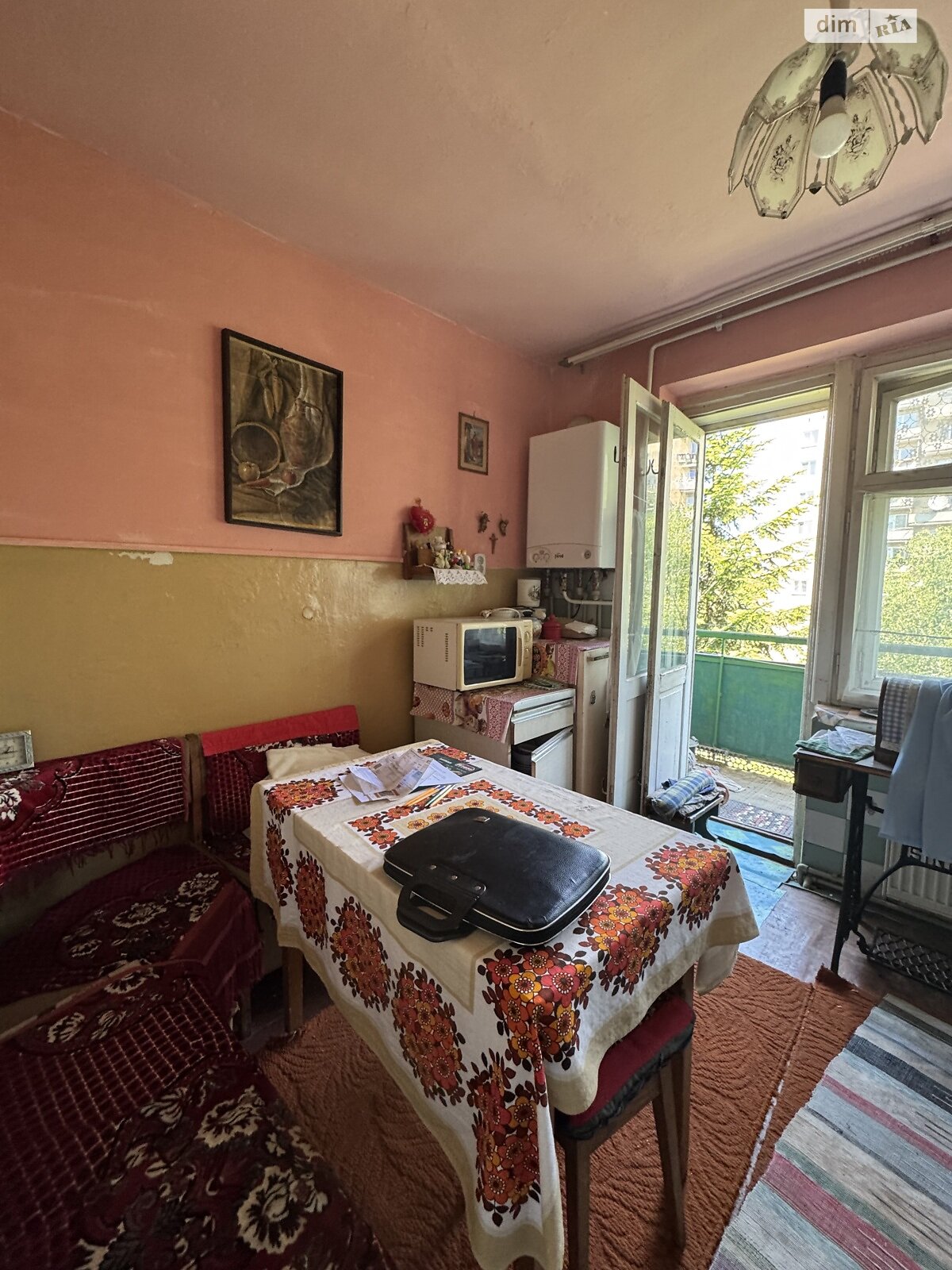 Продажа двухкомнатной квартиры в Ужгороде, на ул. Минайская 8, район Пьяный базар фото 1 Продажа двухкомнатной квартиры в Ужгороде, на ул. Минайская 8, район Пьяный базар фото 1