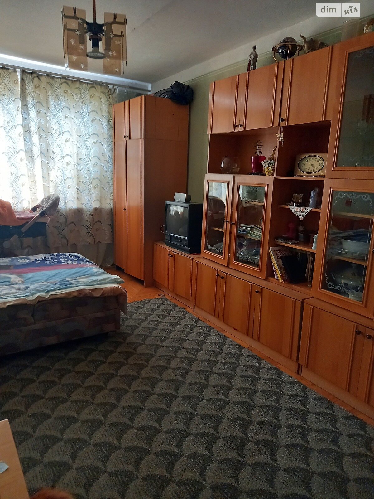 Продажа трехкомнатной квартиры в Ужгороде, на ул. Узкая 89, район Пьяный базар фото 1 Продажа трехкомнатной квартиры в Ужгороде, на ул. Узкая 89, район Пьяный базар фото 1