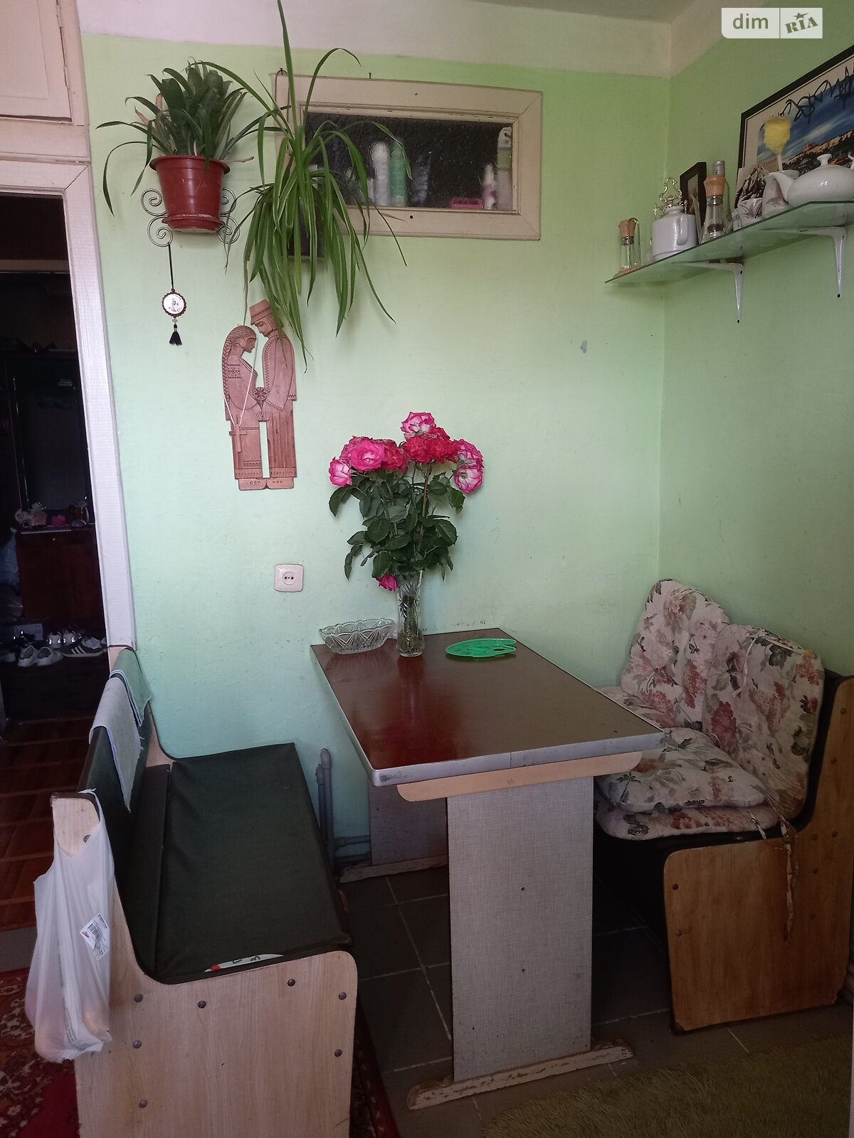 Продажа трехкомнатной квартиры в Ужгороде, на ул. Узкая 89, район Пьяный базар фото 1 Продажа трехкомнатной квартиры в Ужгороде, на ул. Узкая 89, район Пьяный базар фото 1
