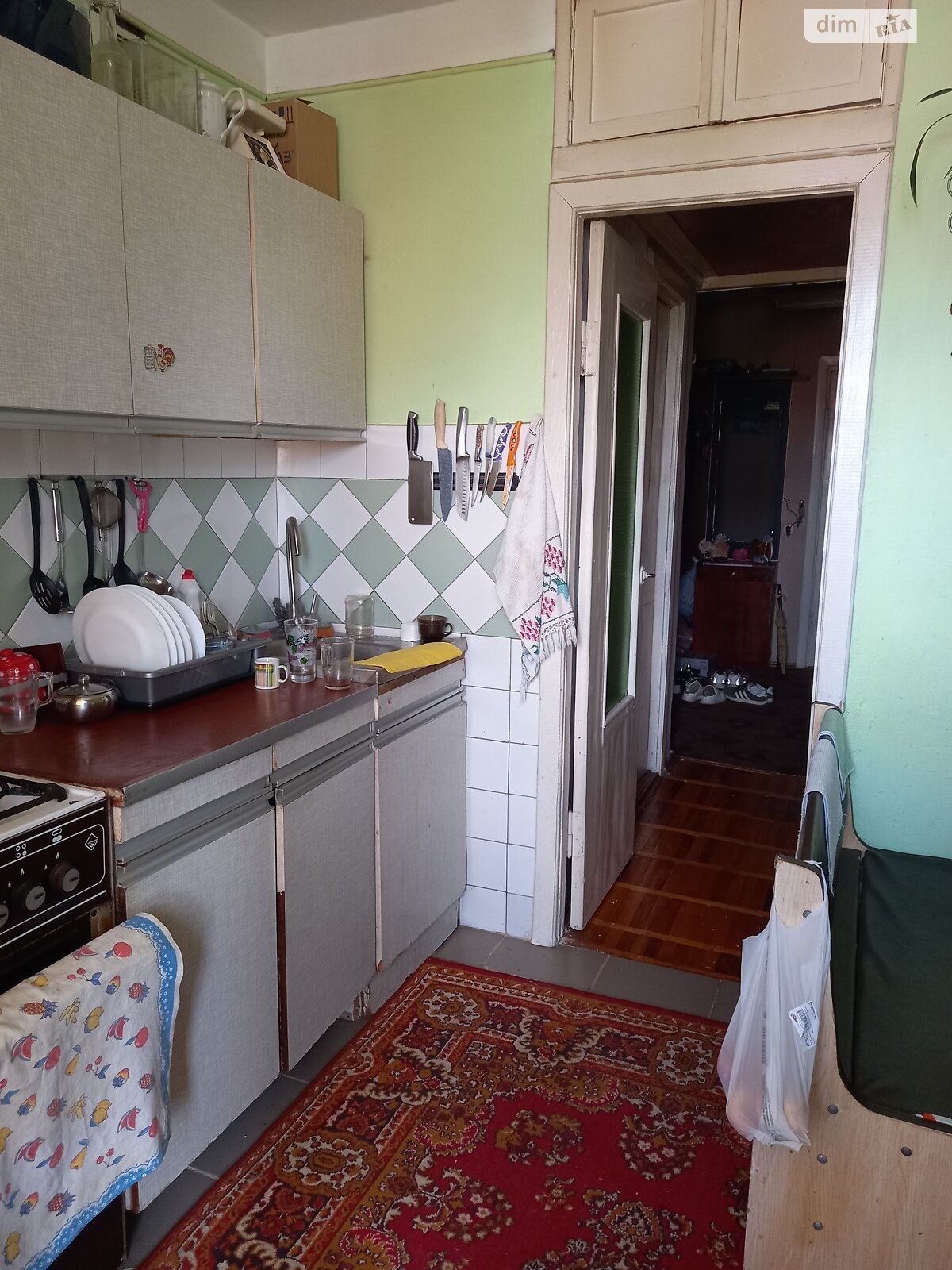 Продажа трехкомнатной квартиры в Ужгороде, на ул. Узкая 89, район Пьяный базар фото 1 Продажа трехкомнатной квартиры в Ужгороде, на ул. Узкая 89, район Пьяный базар фото 1