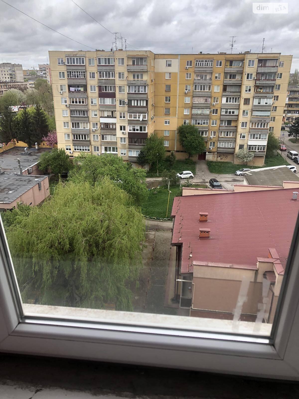 Продажа двухкомнатной квартиры в Ужгороде, на ул. Василия Комендаря, район Пьяный базар фото 1