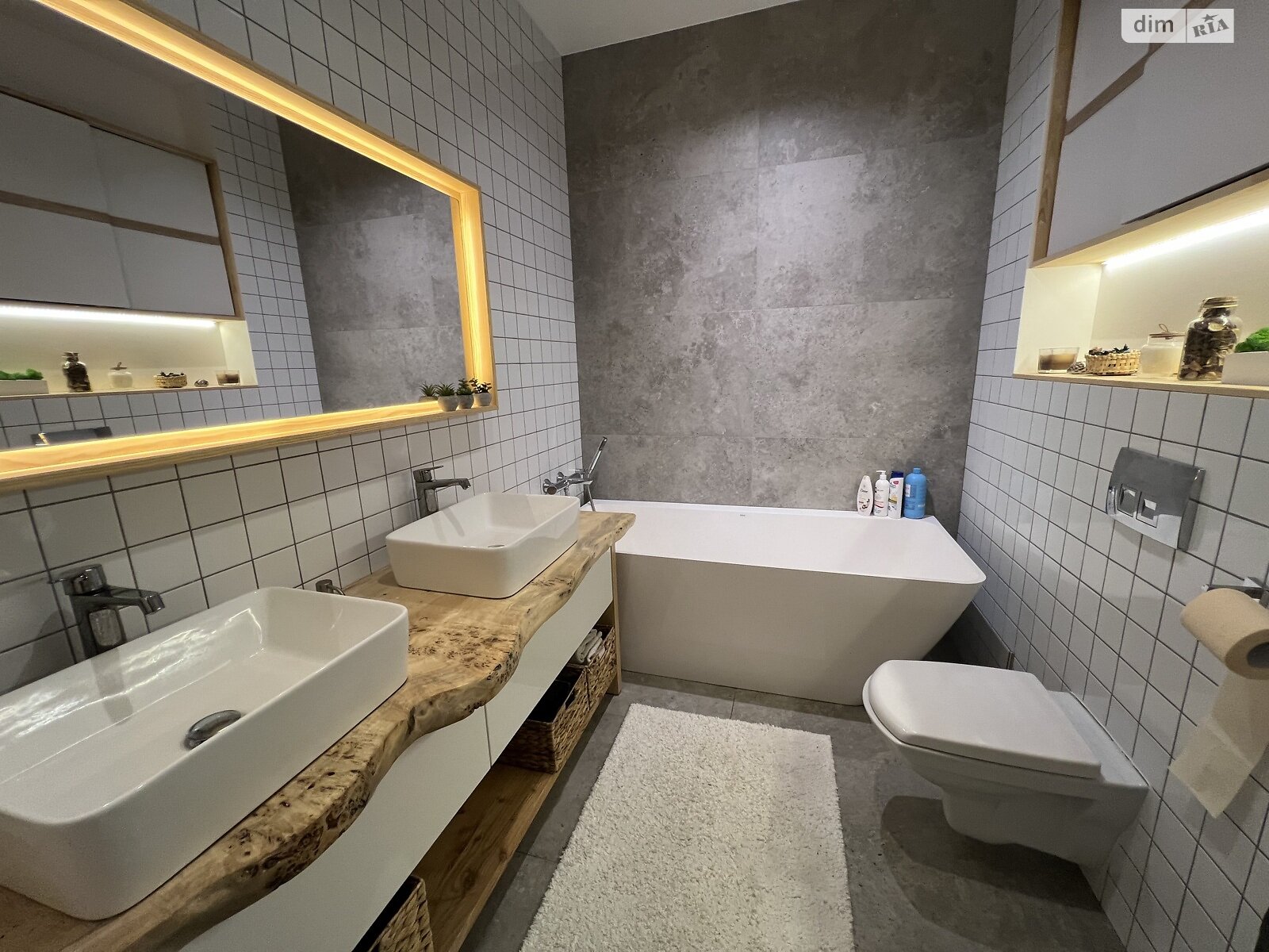 Продажа двухкомнатной квартиры в Ужгороде, на ул. Еньковская 31, кв. 24, район Компотный фото 1 Продажа двухкомнатной квартиры в Ужгороде, на ул. Еньковская 31, кв. 24, район Компотный фото 1