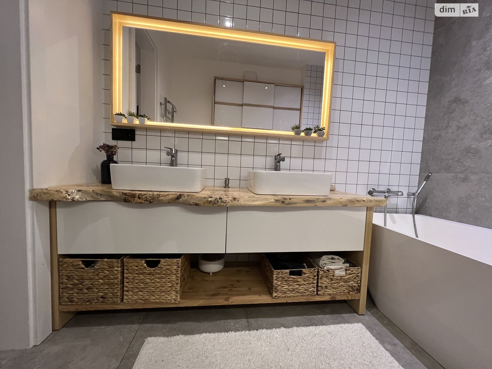 Продажа двухкомнатной квартиры в Ужгороде, на ул. Еньковская 31, кв. 24, район Компотный фото 1 Продажа двухкомнатной квартиры в Ужгороде, на ул. Еньковская 31, кв. 24, район Компотный фото 1