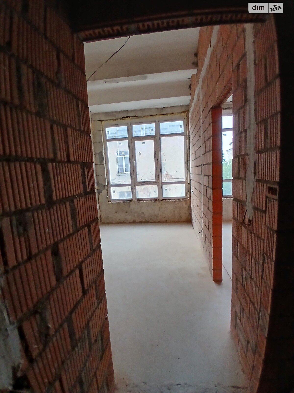Продаж однокімнатної квартири в Ужгороді, на вул. Сергія Мартина 4, фото 1 Продаж однокімнатної квартири в Ужгороді, на вул. Сергія Мартина 4, фото 1