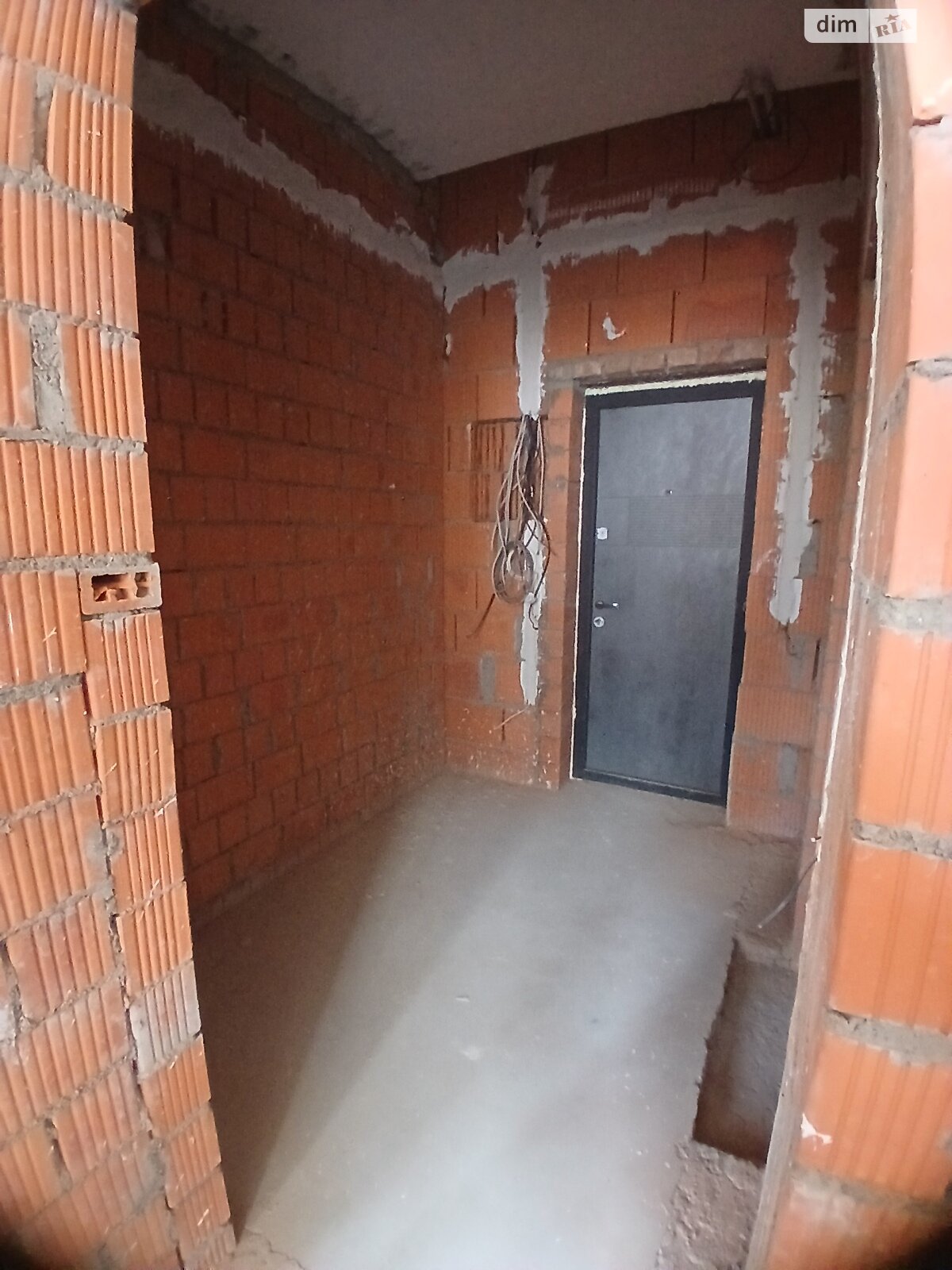 Продаж однокімнатної квартири в Ужгороді, на вул. Сергія Мартина 4, фото 1 Продаж однокімнатної квартири в Ужгороді, на вул. Сергія Мартина 4, фото 1