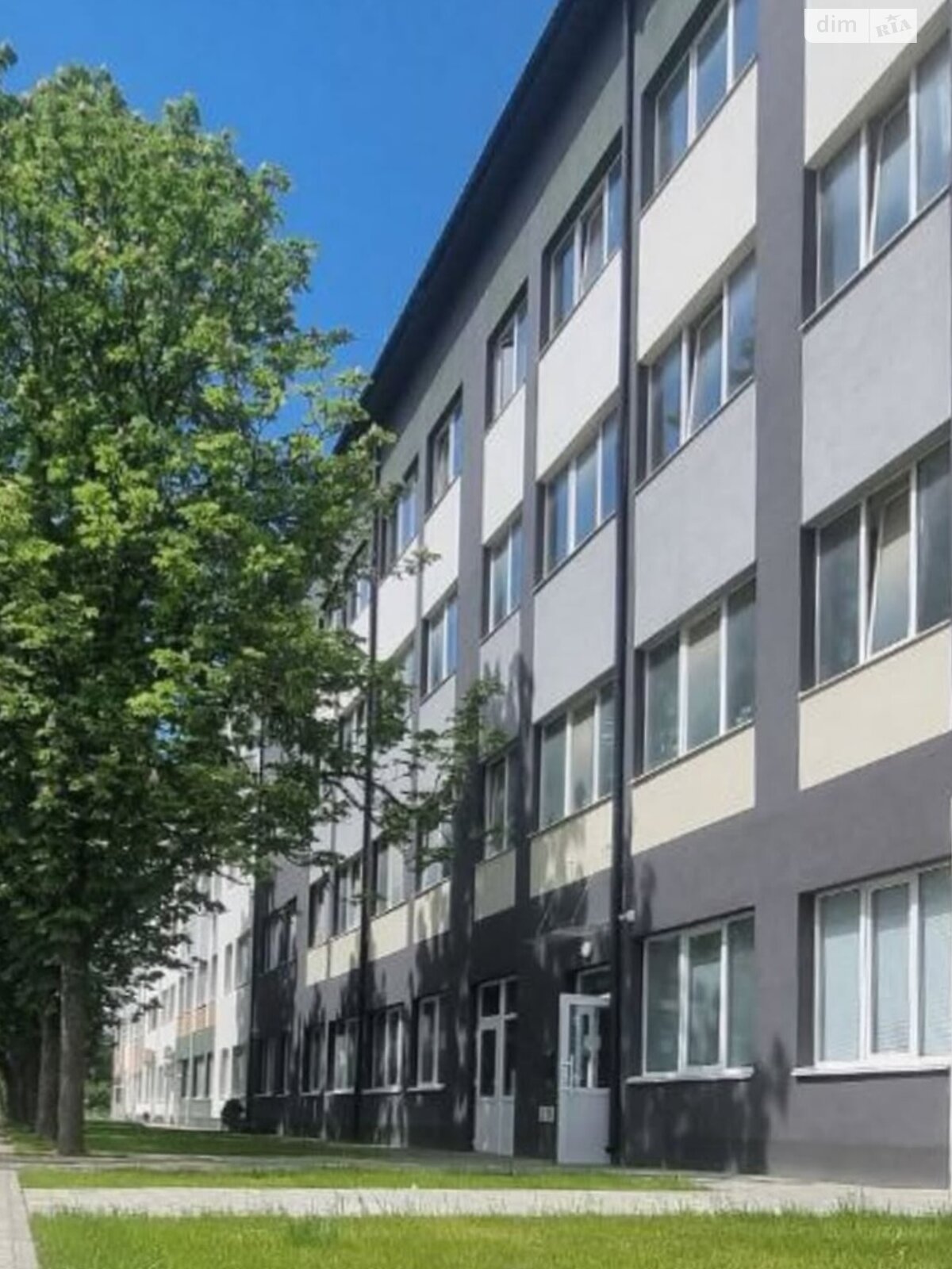 Продаж однокімнатної квартири в Ужгороді, на вул. Сергія Мартина 4, фото 1 Продаж однокімнатної квартири в Ужгороді, на вул. Сергія Мартина 4, фото 1