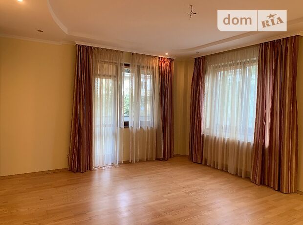 Продажа трехкомнатной квартиры в Ужгороде, на Благоева улица район Шахта фото 1 Продажа трехкомнатной квартиры в Ужгороде, на Благоева улица район Шахта фото 1