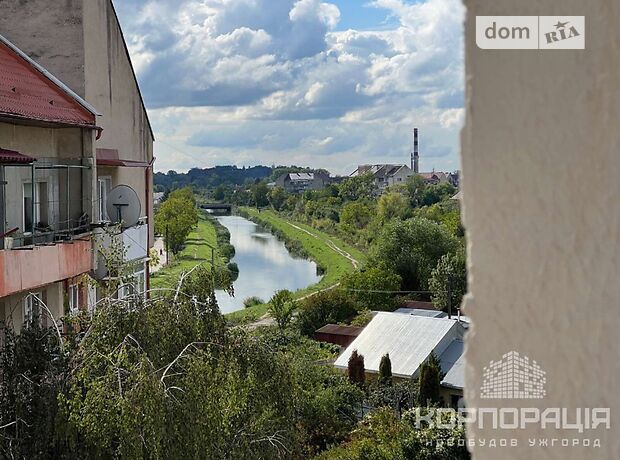 Продаж однокімнатної квартири в Ужгороді, на вул. Котляревського, район Шахта фото 1 Продаж однокімнатної квартири в Ужгороді, на вул. Котляревського, район Шахта фото 1