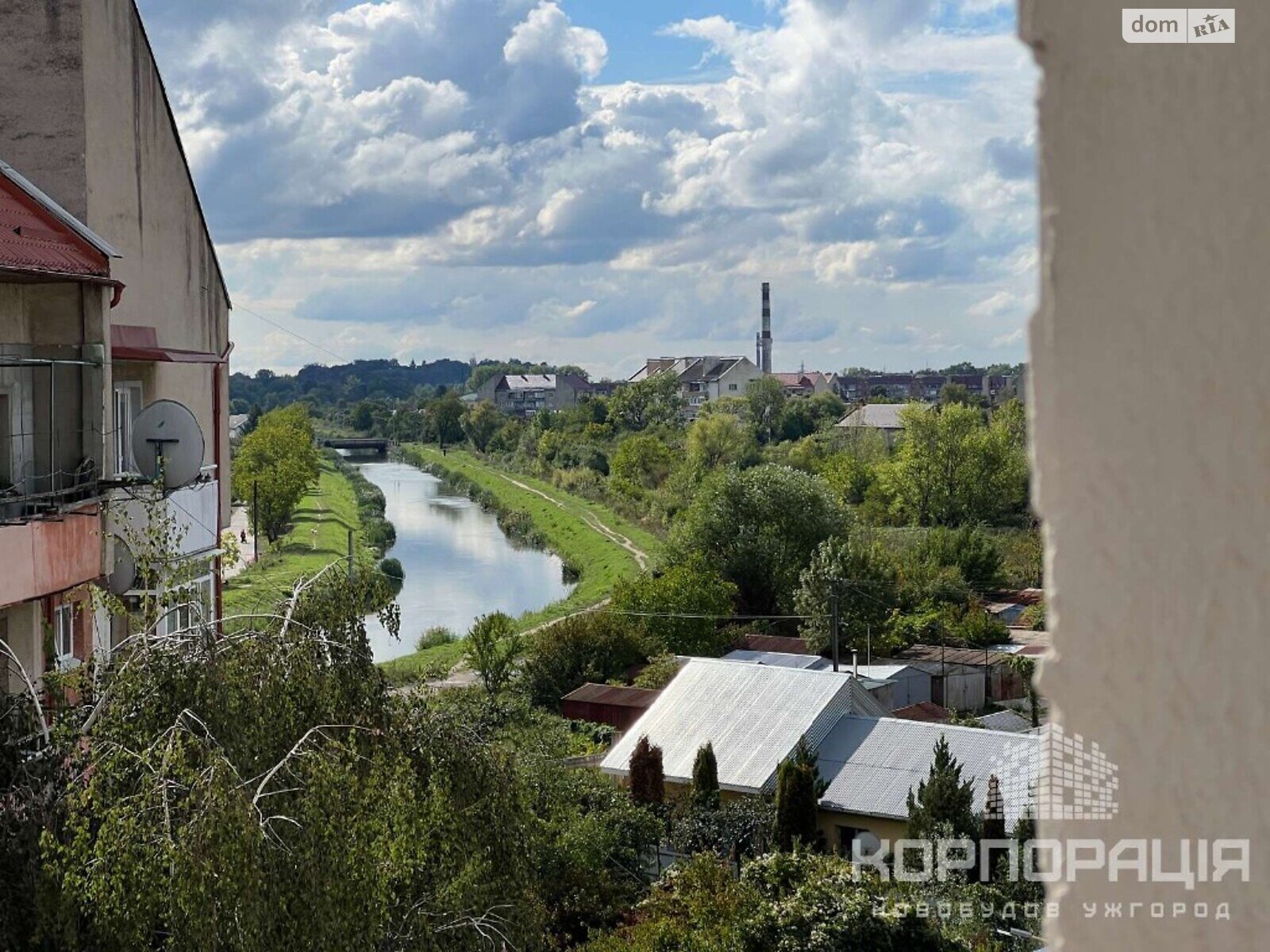 Продаж двокімнатної квартири в Ужгороді, на вул. Котляревського, район Шахта фото 1