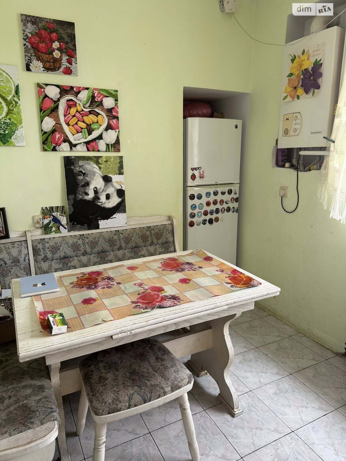 Продаж трикімнатної квартири в Ужгороді, на вул. Олега Куцина, район Шахта фото 1 Продаж трикімнатної квартири в Ужгороді, на вул. Олега Куцина, район Шахта фото 1