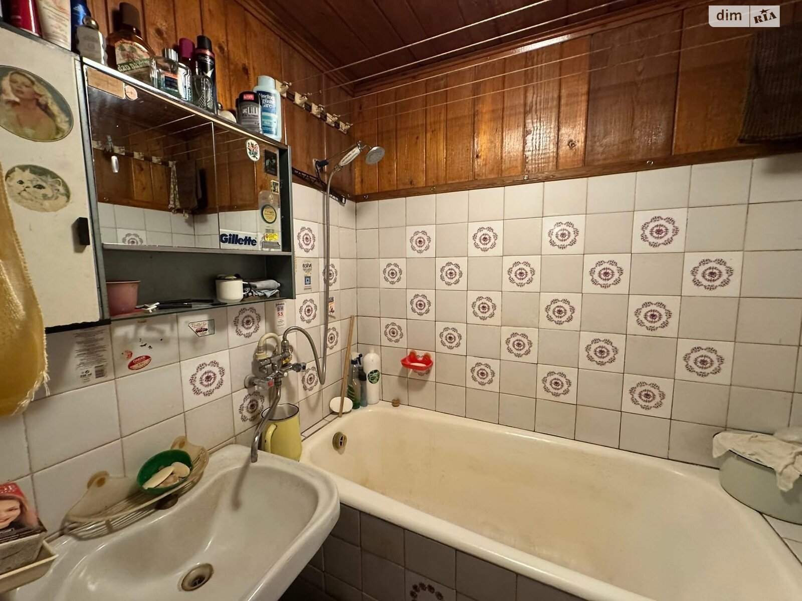 Продажа трехкомнатной квартиры в Ужгороде, на ул. Олега Куцина 22, район Шахта фото 1 Продажа трехкомнатной квартиры в Ужгороде, на ул. Олега Куцина 22, район Шахта фото 1